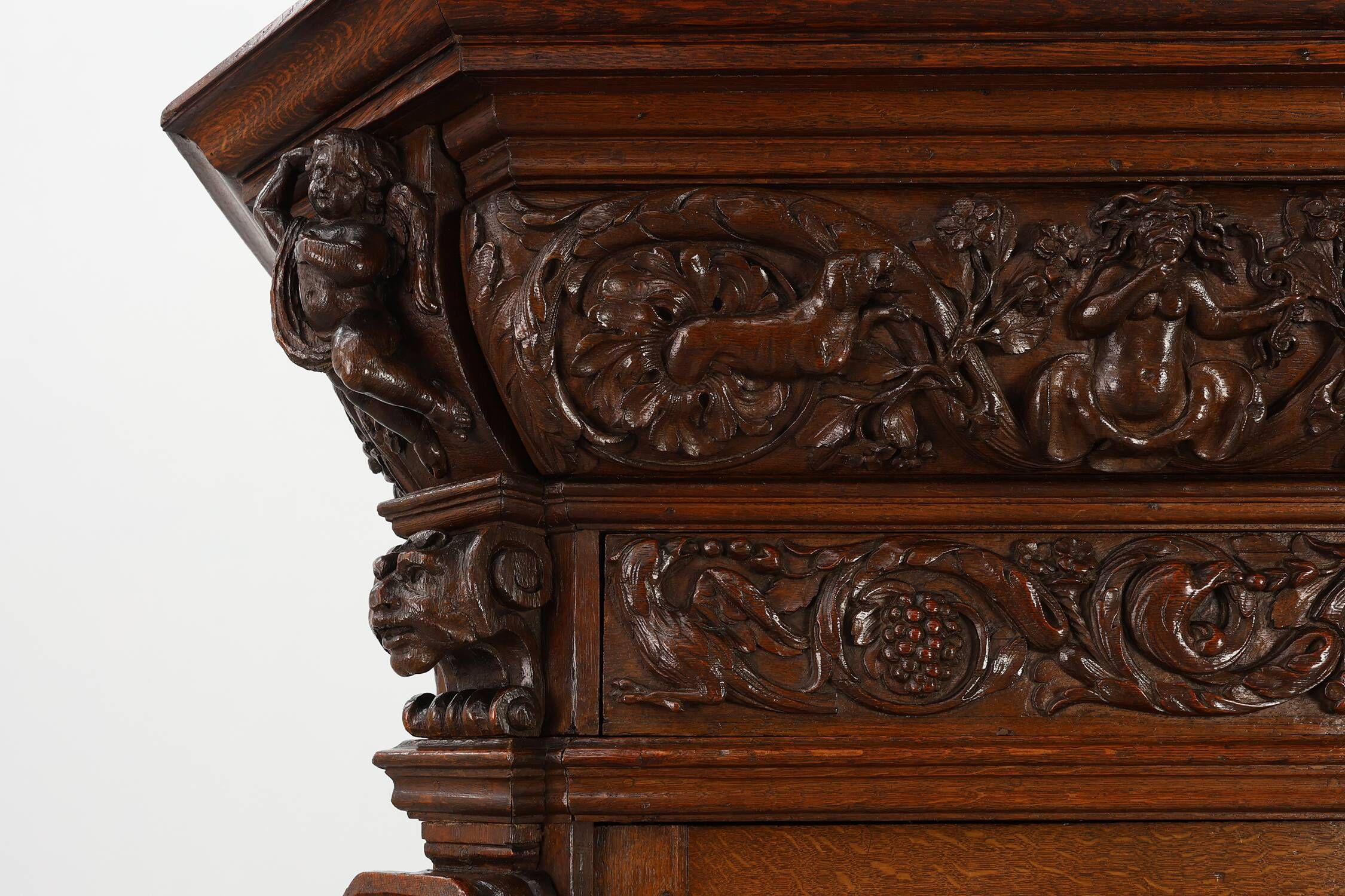 Flemish renaissance "beeldenkast" cabinet in oak wood Antwerp, ca. 1630