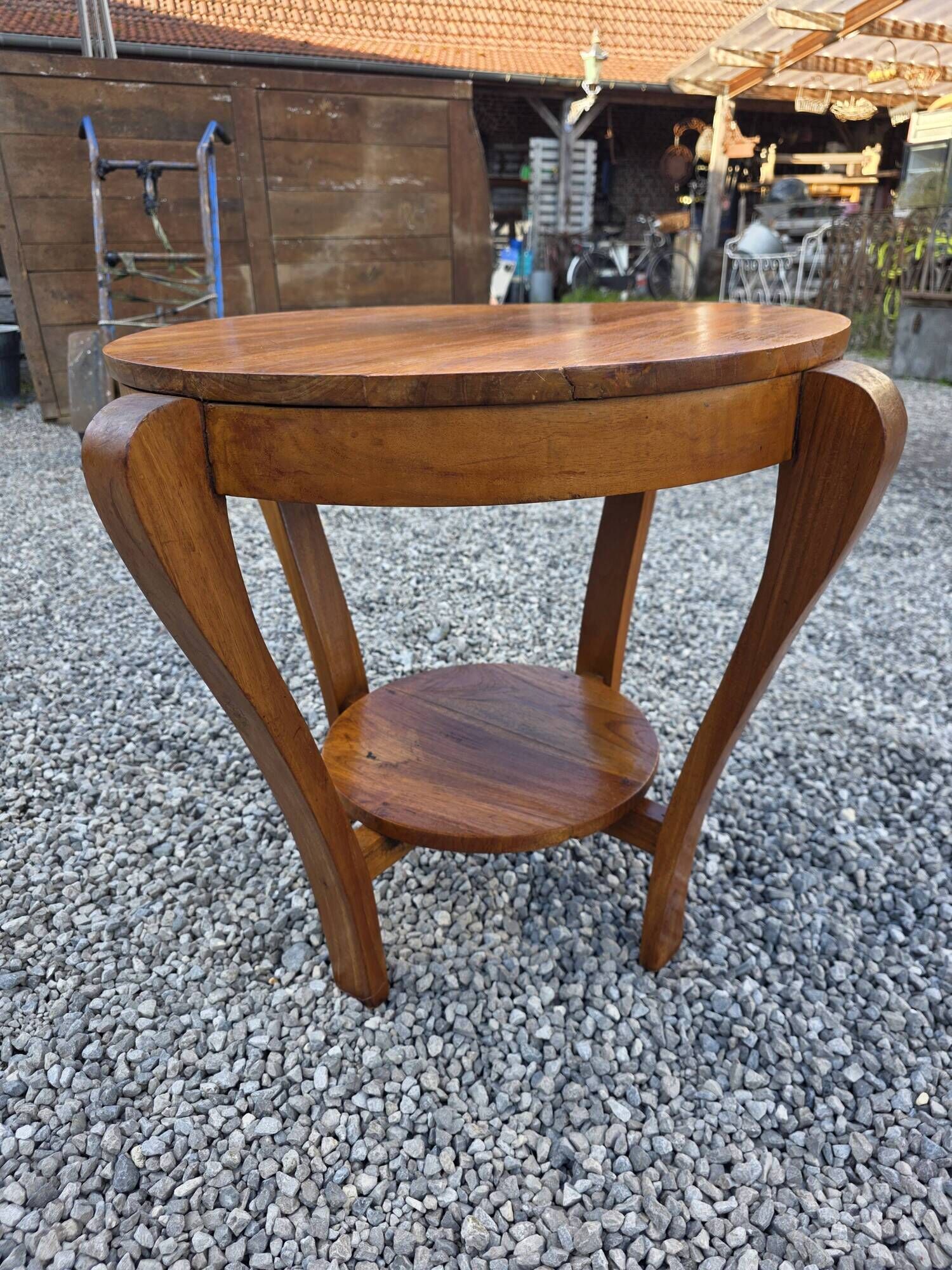 Art Deco side table in mahogany