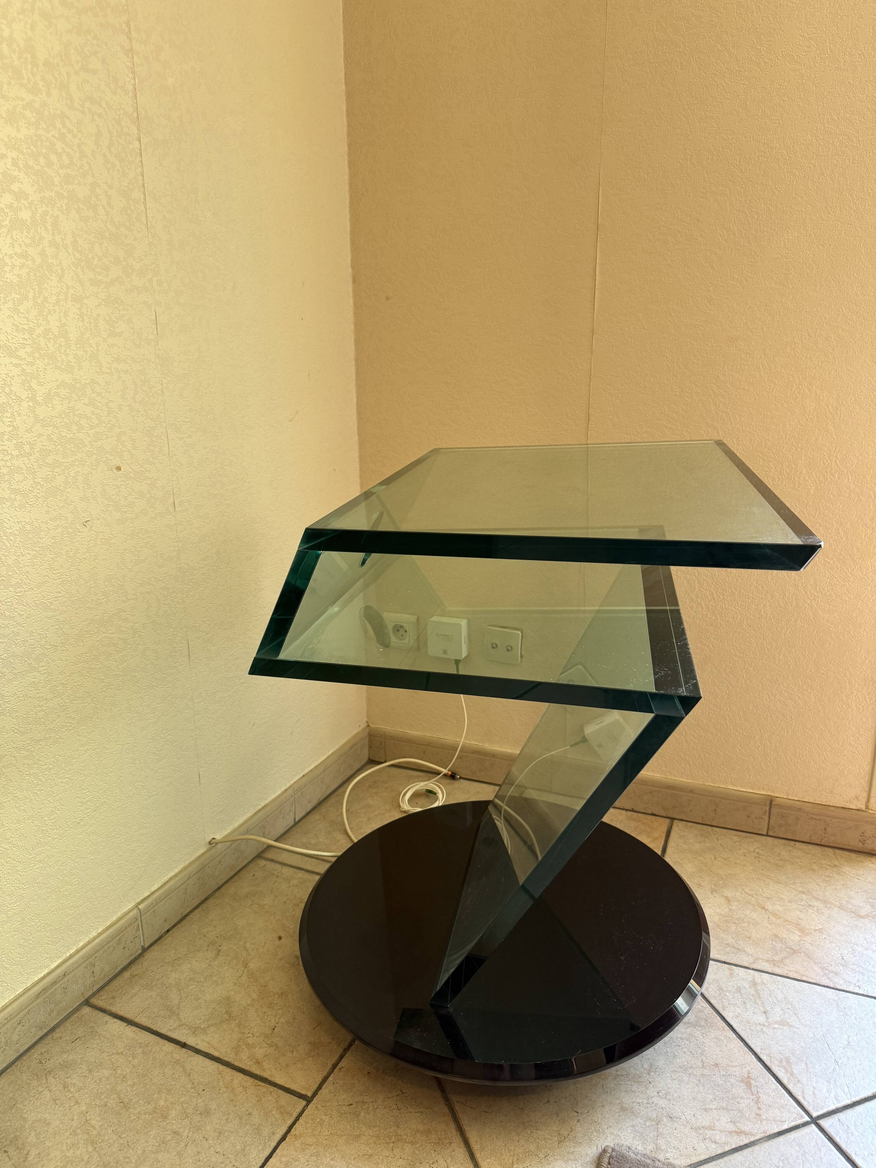 Meuble tv pivotant en verre roche bobois modèle jazz