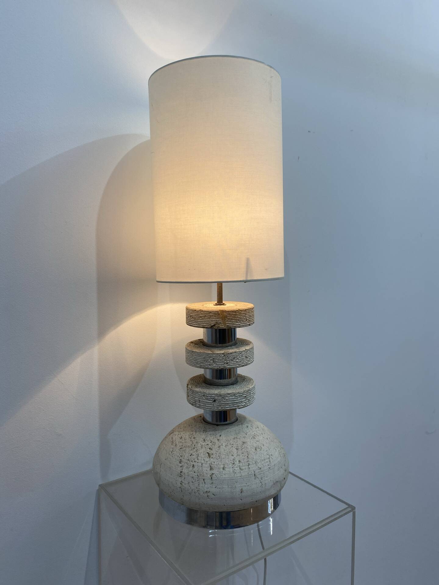 Lampe Space age travertin