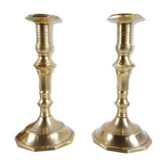 Paire de bougeoirs laiton