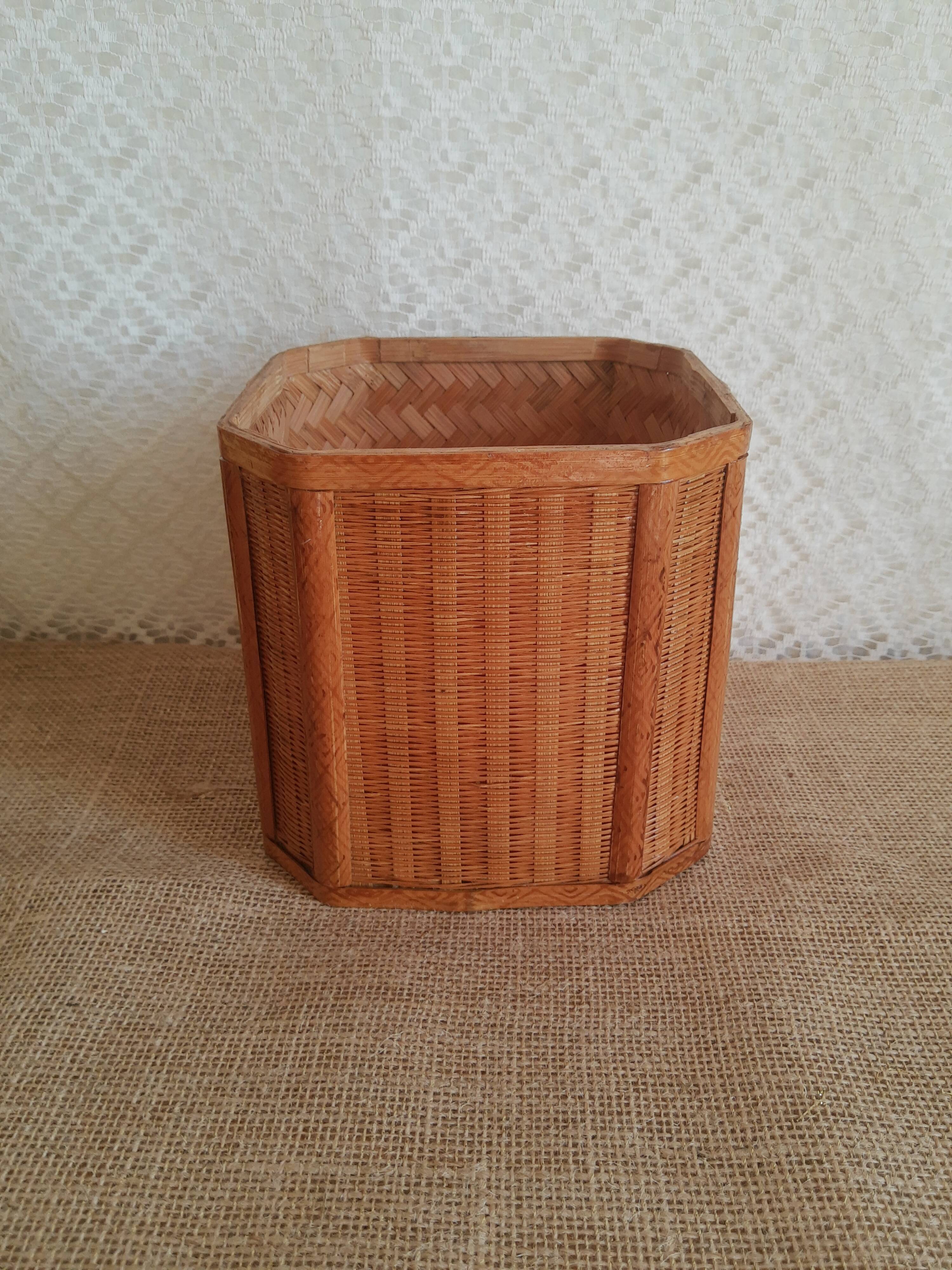 Vintage bamboo pot cover