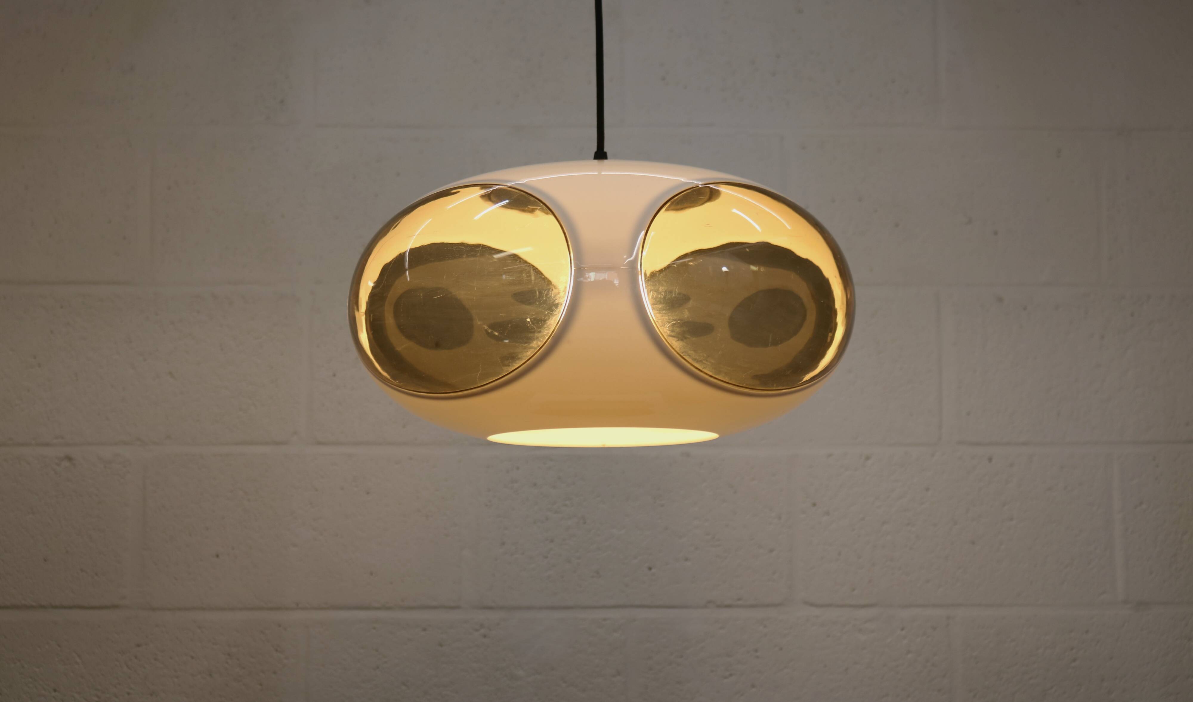 Lampe de plafond UFO à yeux de bug de l'ère spatiale *** Massive *** modèle blanc *** Belgique