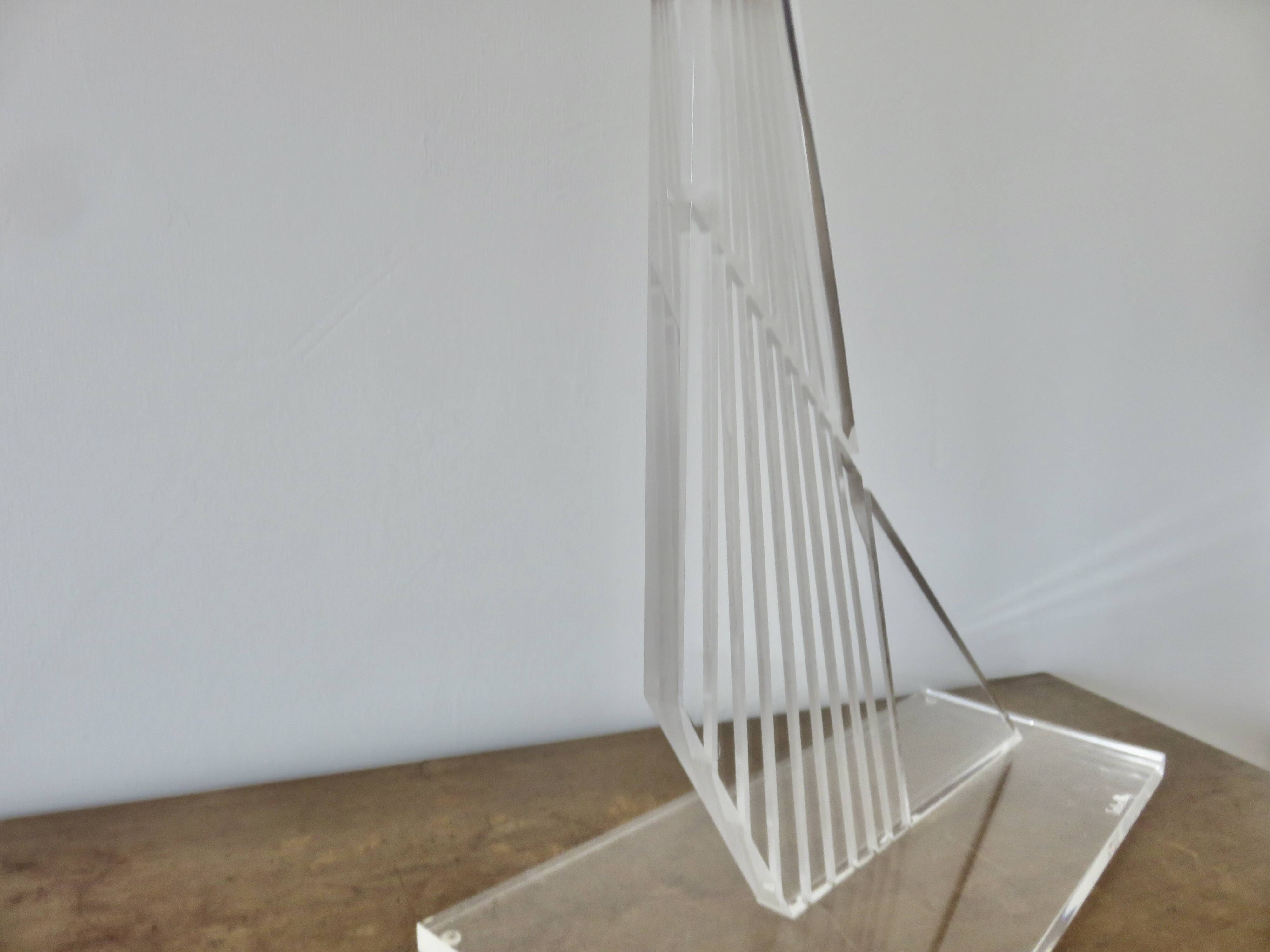 Contemporary sculpture, signed, in plexiglass and lucite, 1980s