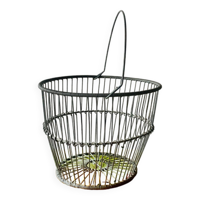 Ancien grand panier à oeufs en zinc