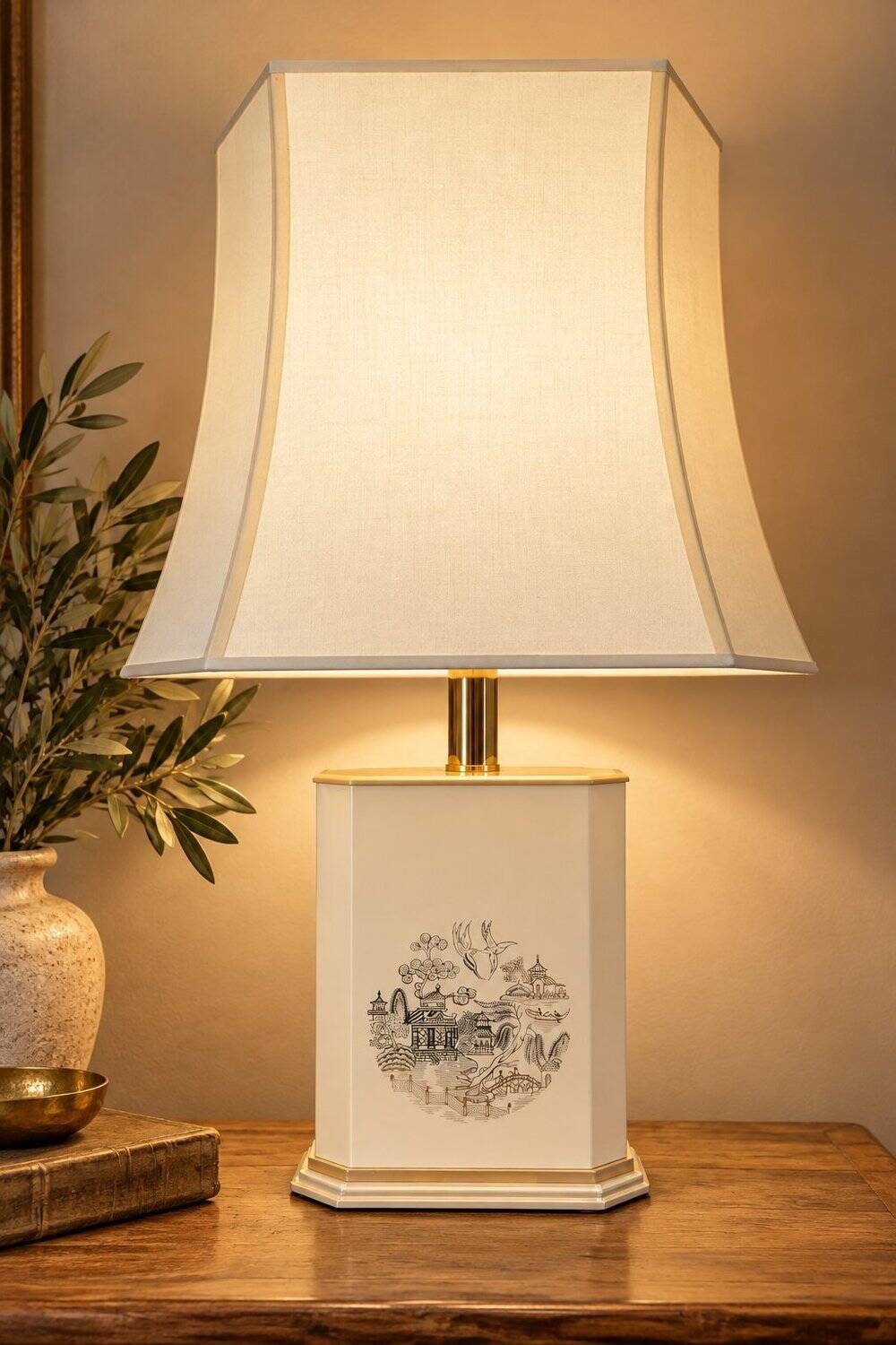 Large lamp 80 cm Japanese palace scene