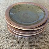 Set of stoneware plates