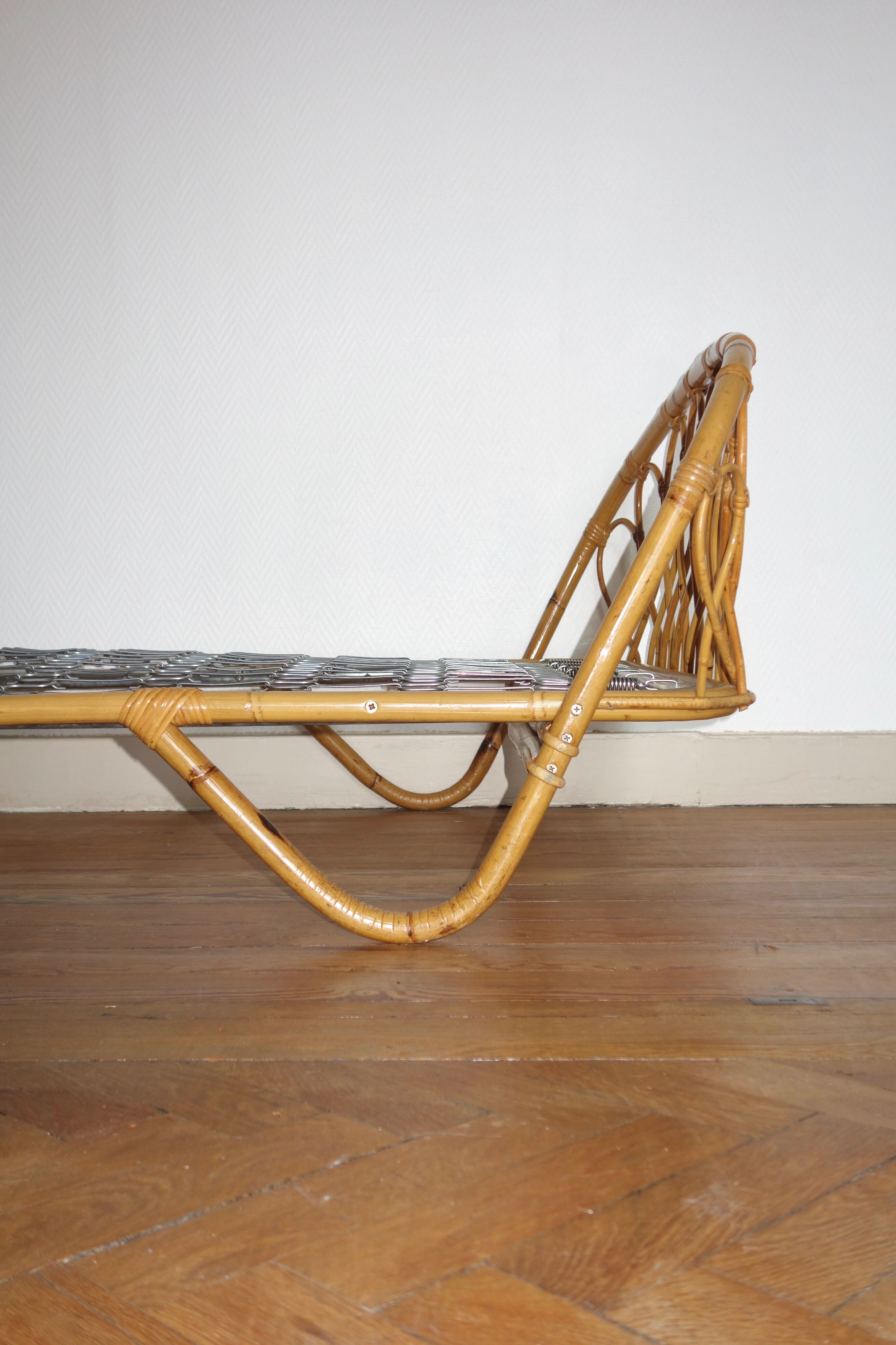 Bed basket rattan 60s