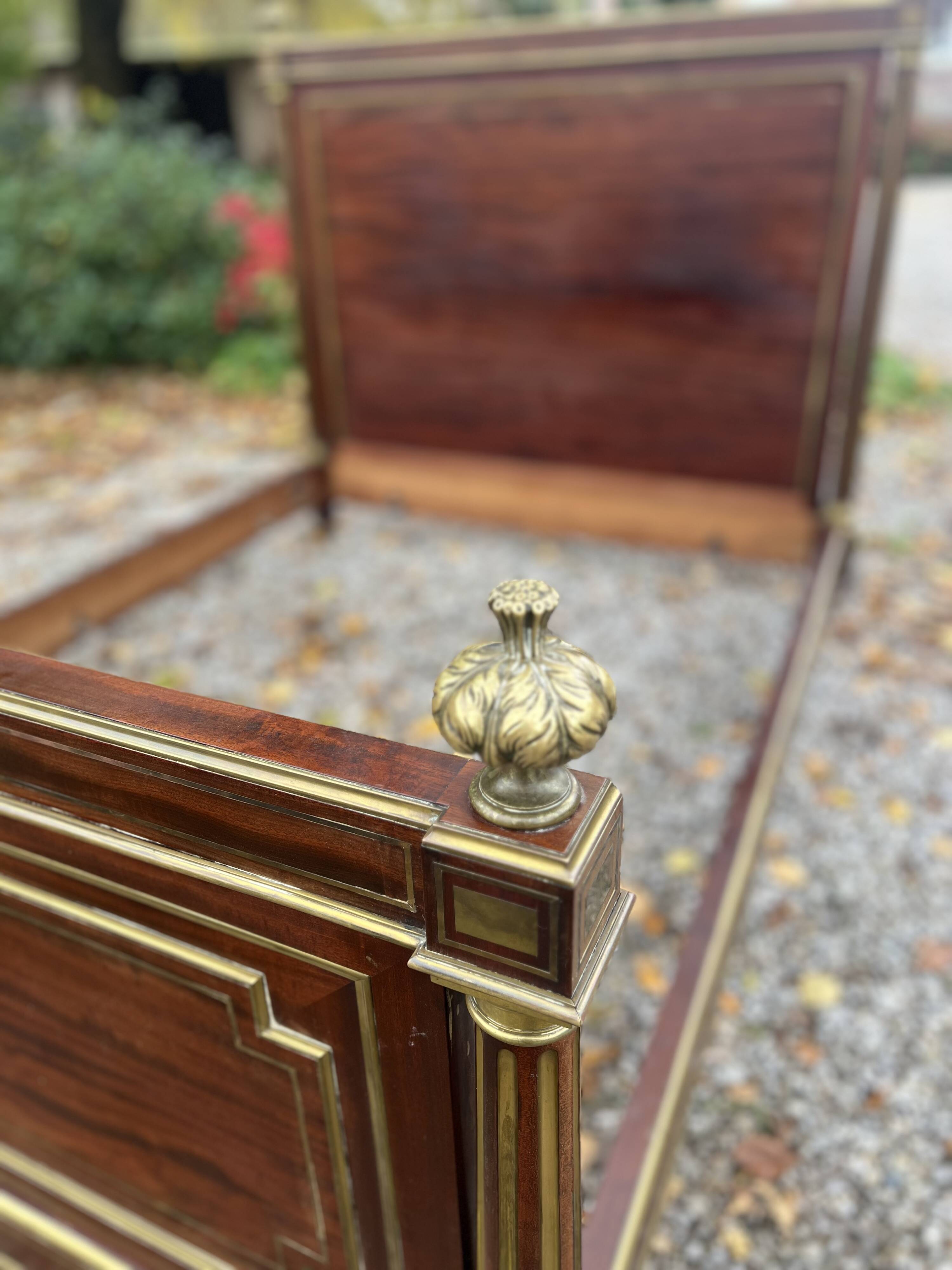 Magnificent Louis XVI style flamed mahogany bed Attributed to Gervais-maximilien Durand