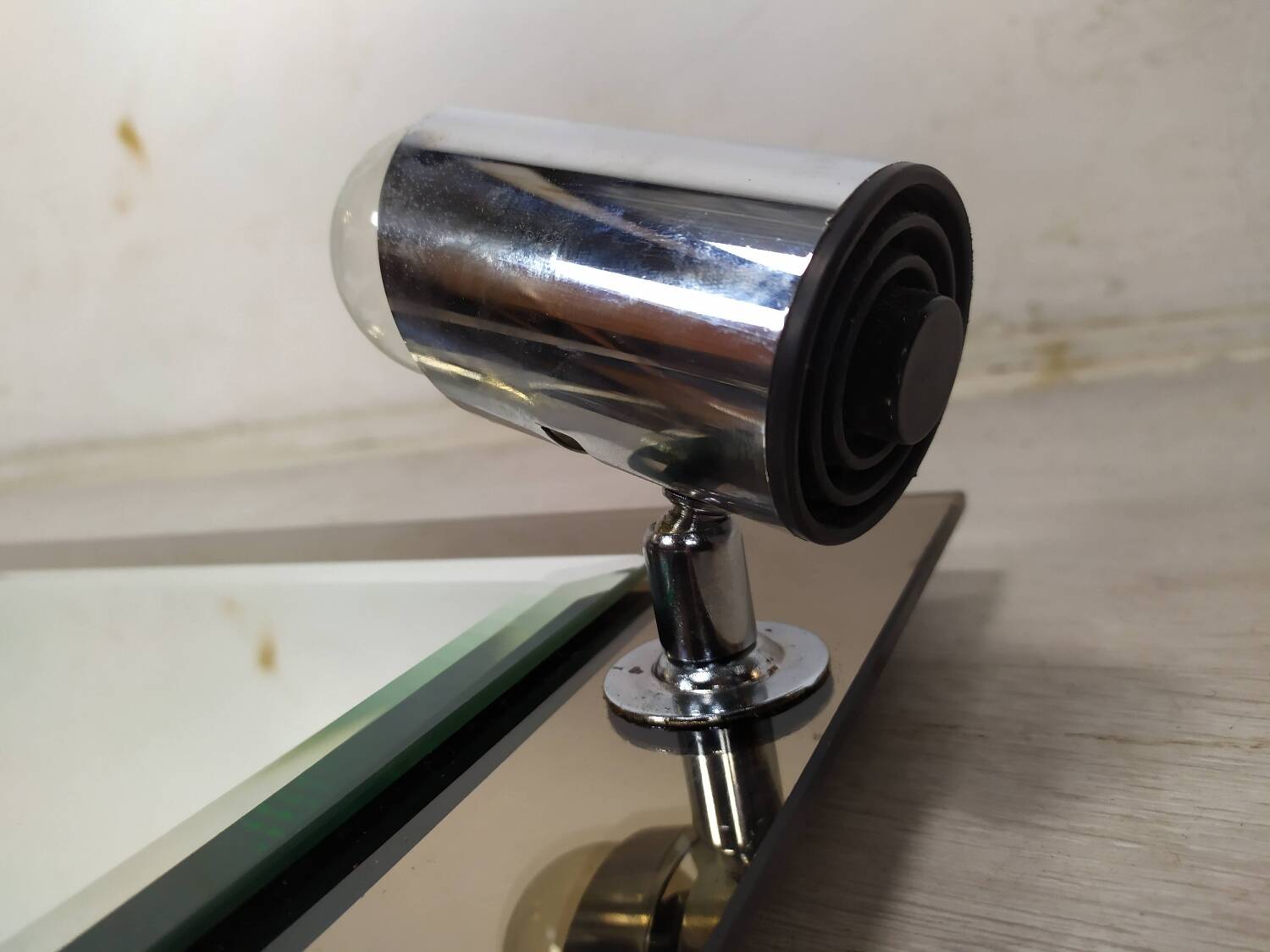 Vintage illuminated bathroom mirror