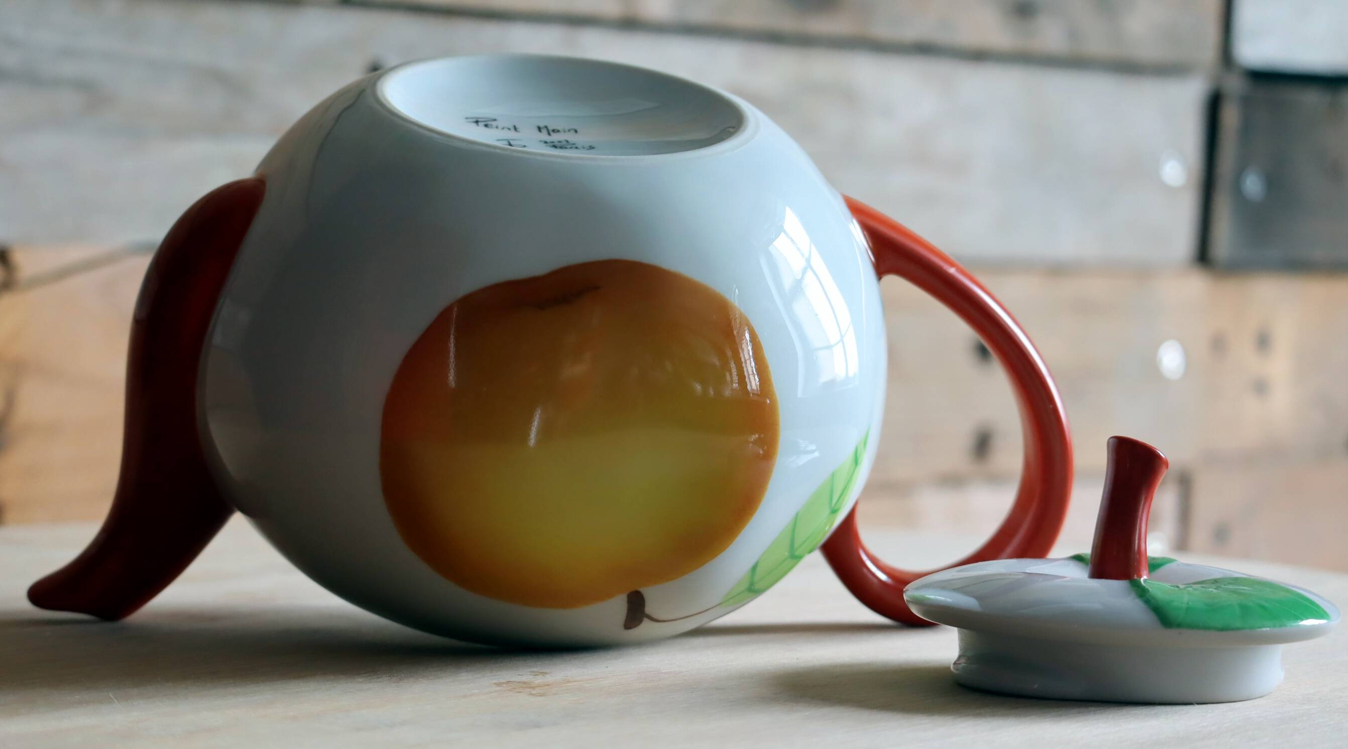 3-piece porcelain tea/coffee service Apilco - Hand-painted fruit design