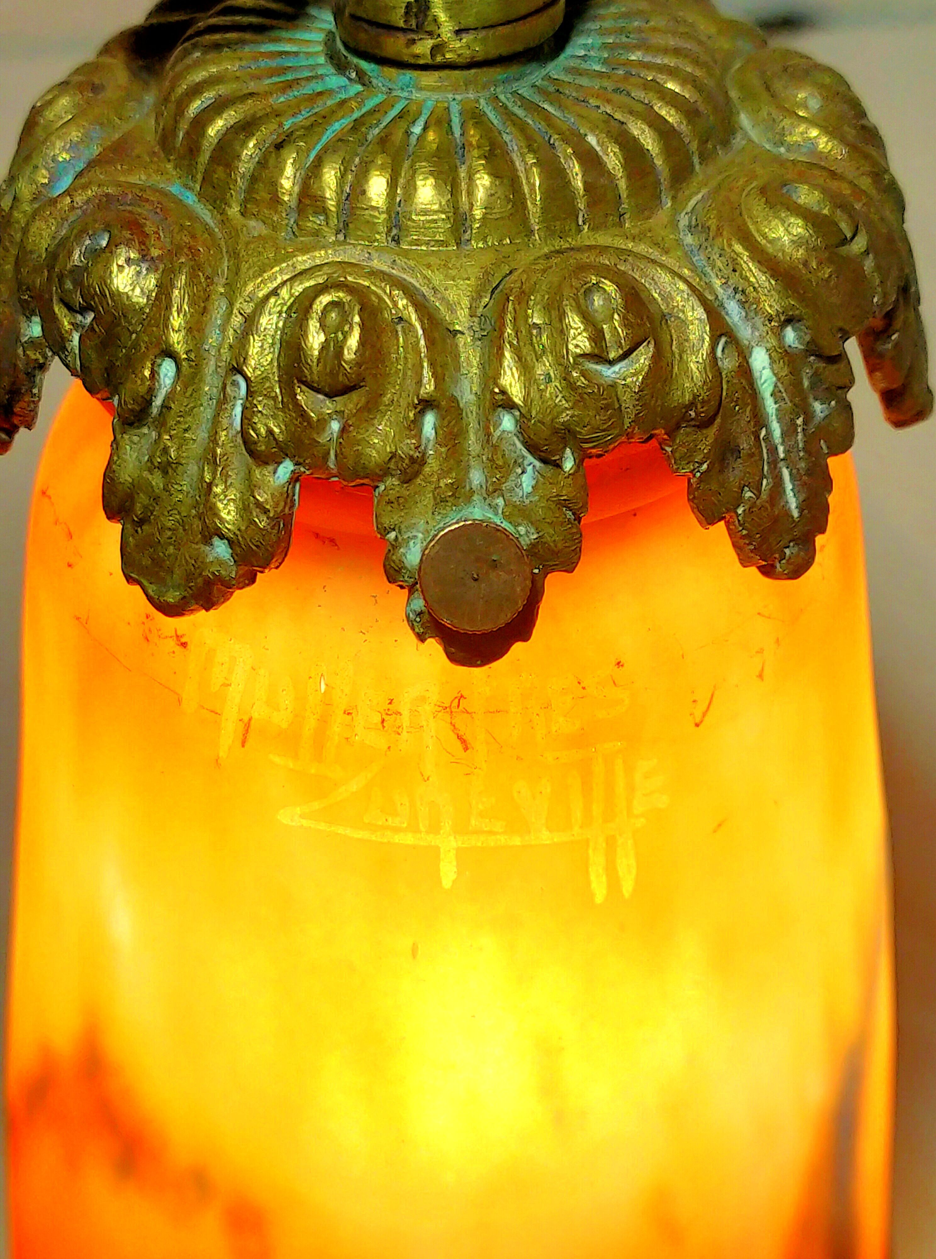 Art-nouveau lamp articulable bronze foot with glass paste shade muller lunéville