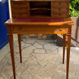 Small office old happiness of the day