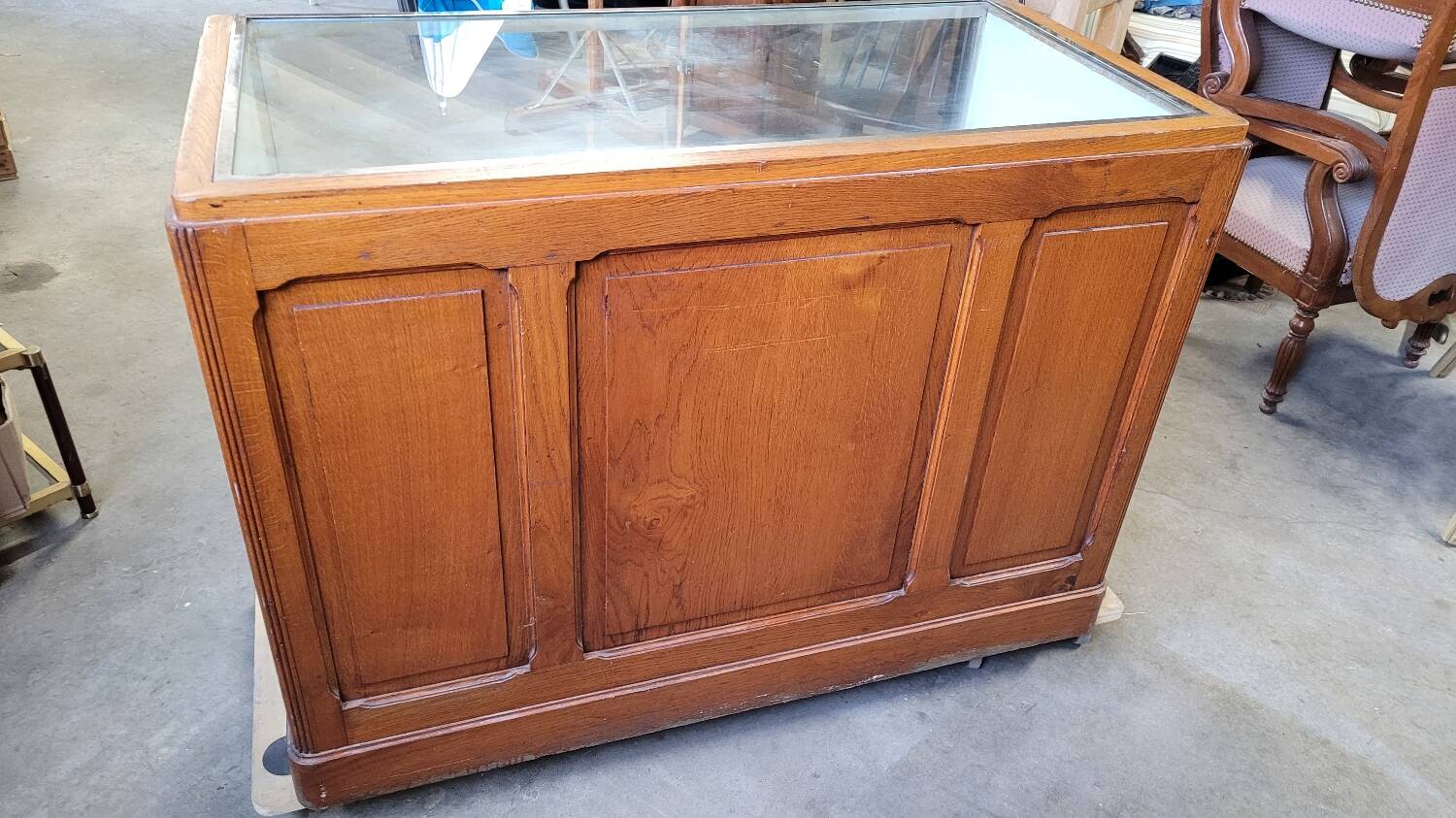 Shop counter display cabinet with old drawers, 1900s