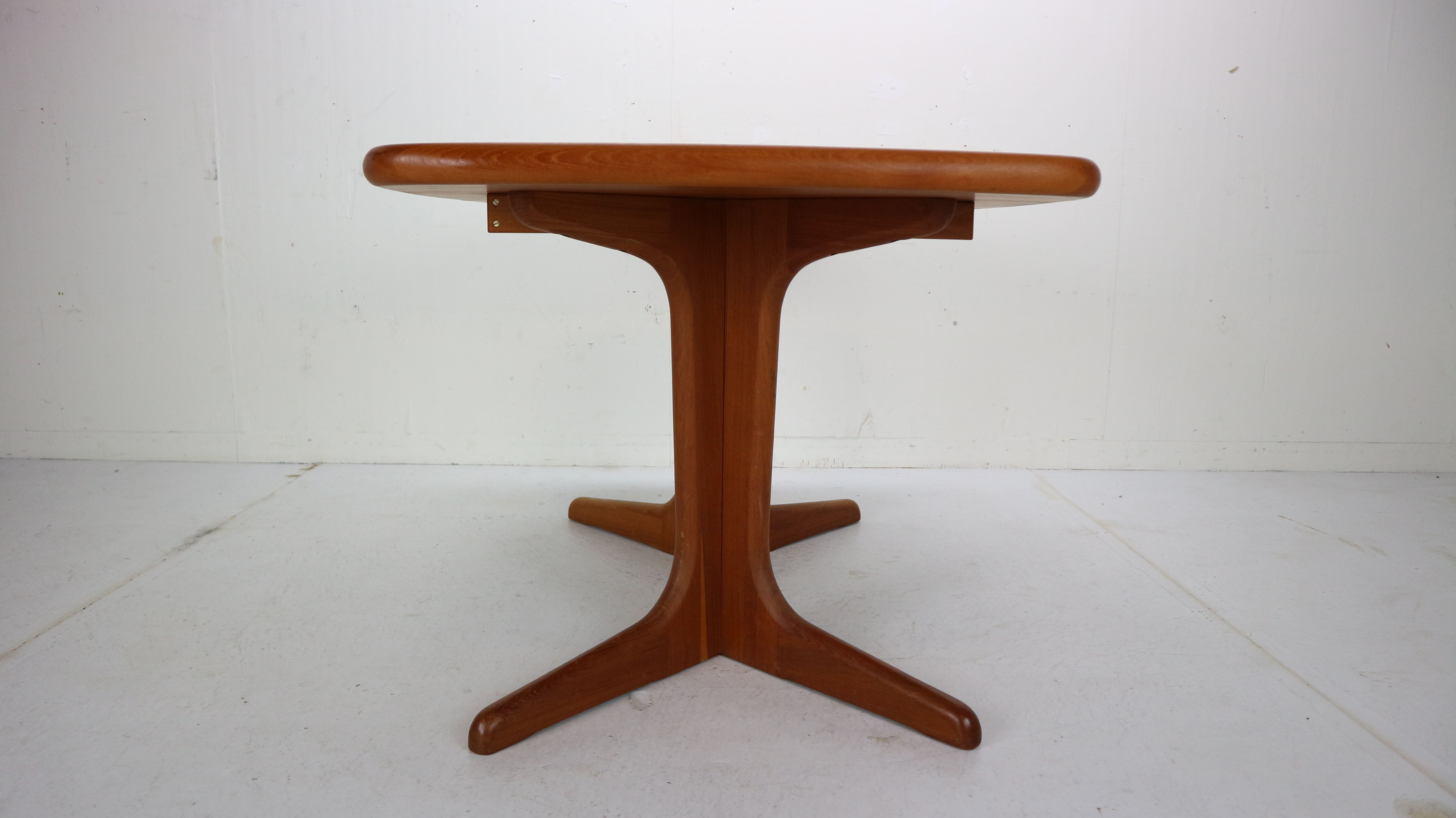 Extendable table by Glostrup Møbelfabrik, 1960, Denmark