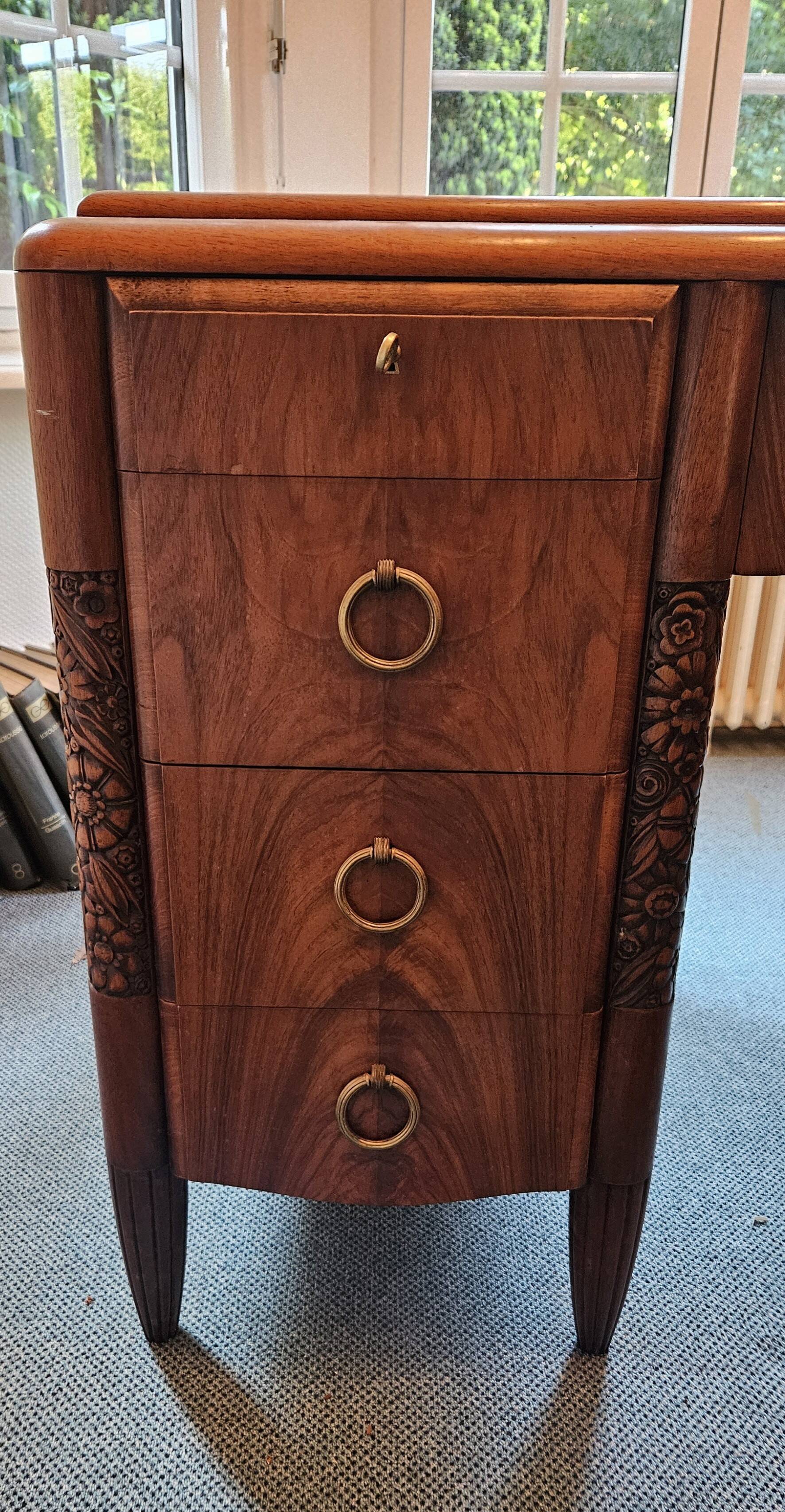 Desk, chair and bookshelf Art Deco period