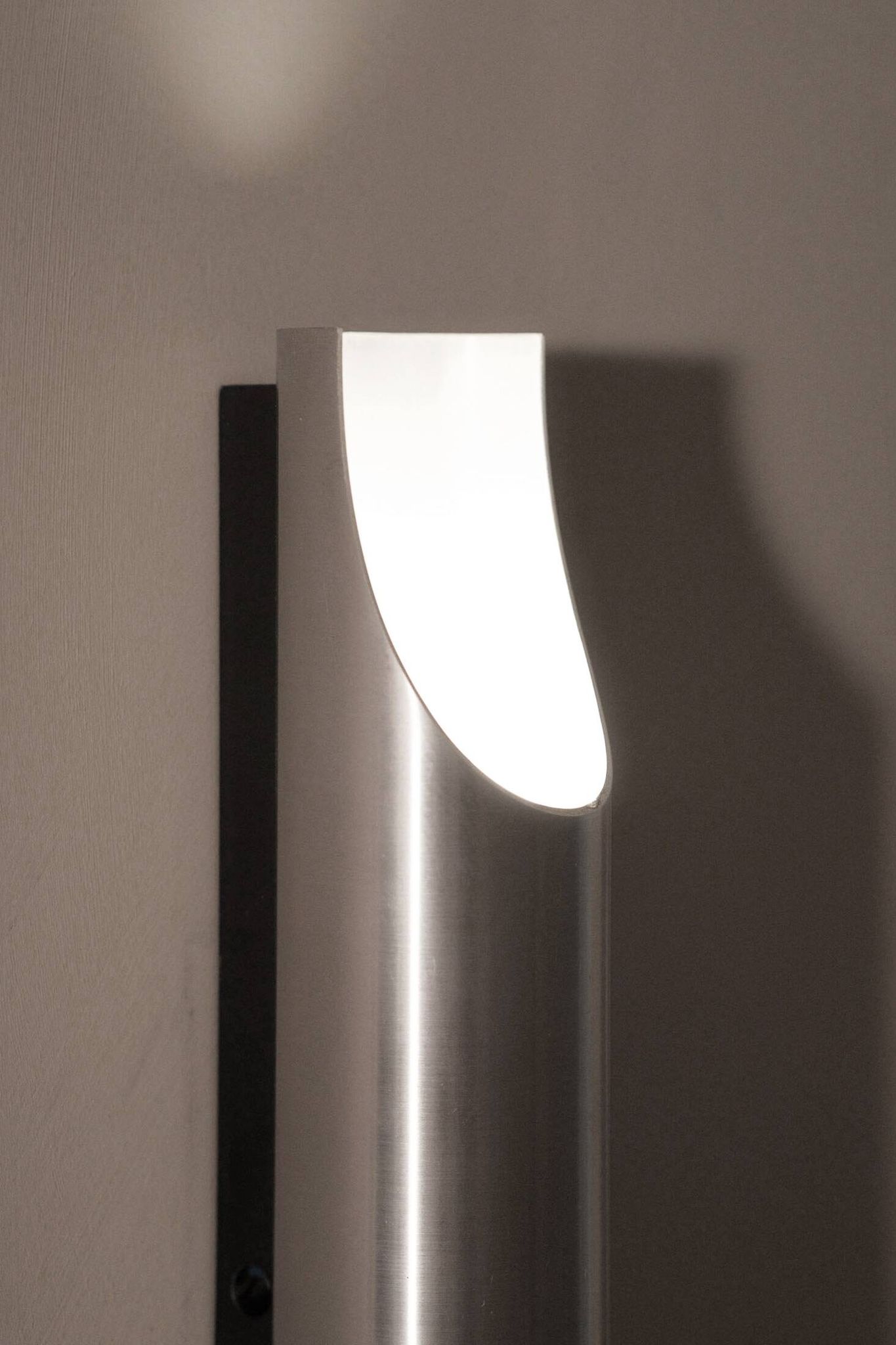 Fuga wall sconces
