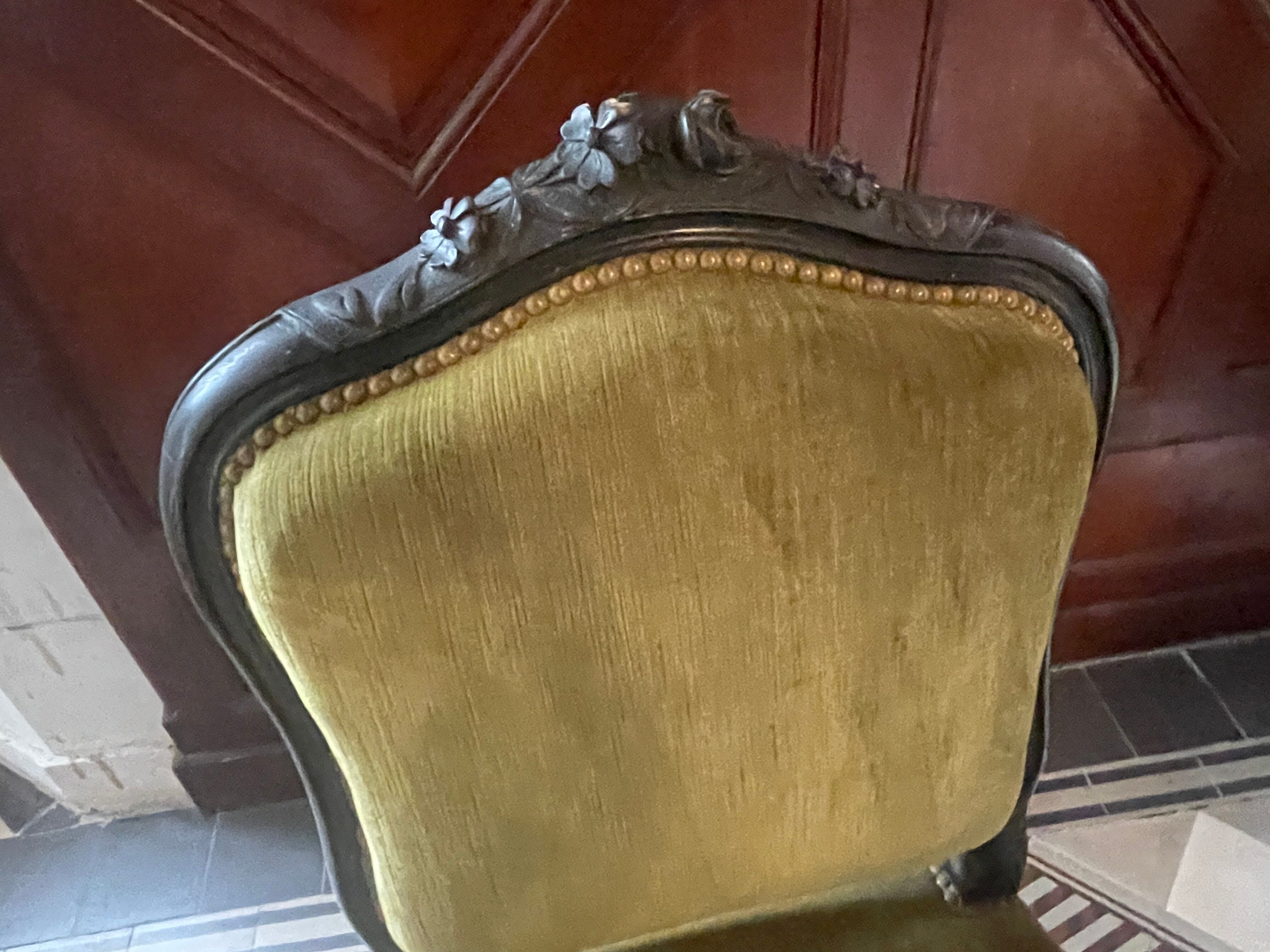 Napoleon III bench and chairs