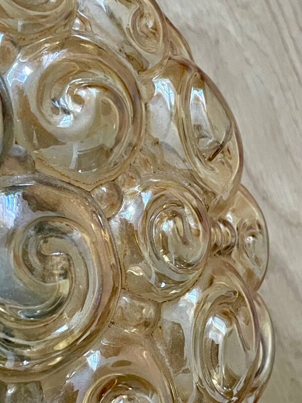 Plafonnier en verre ambré Helena Tynell modèle escargot vintage