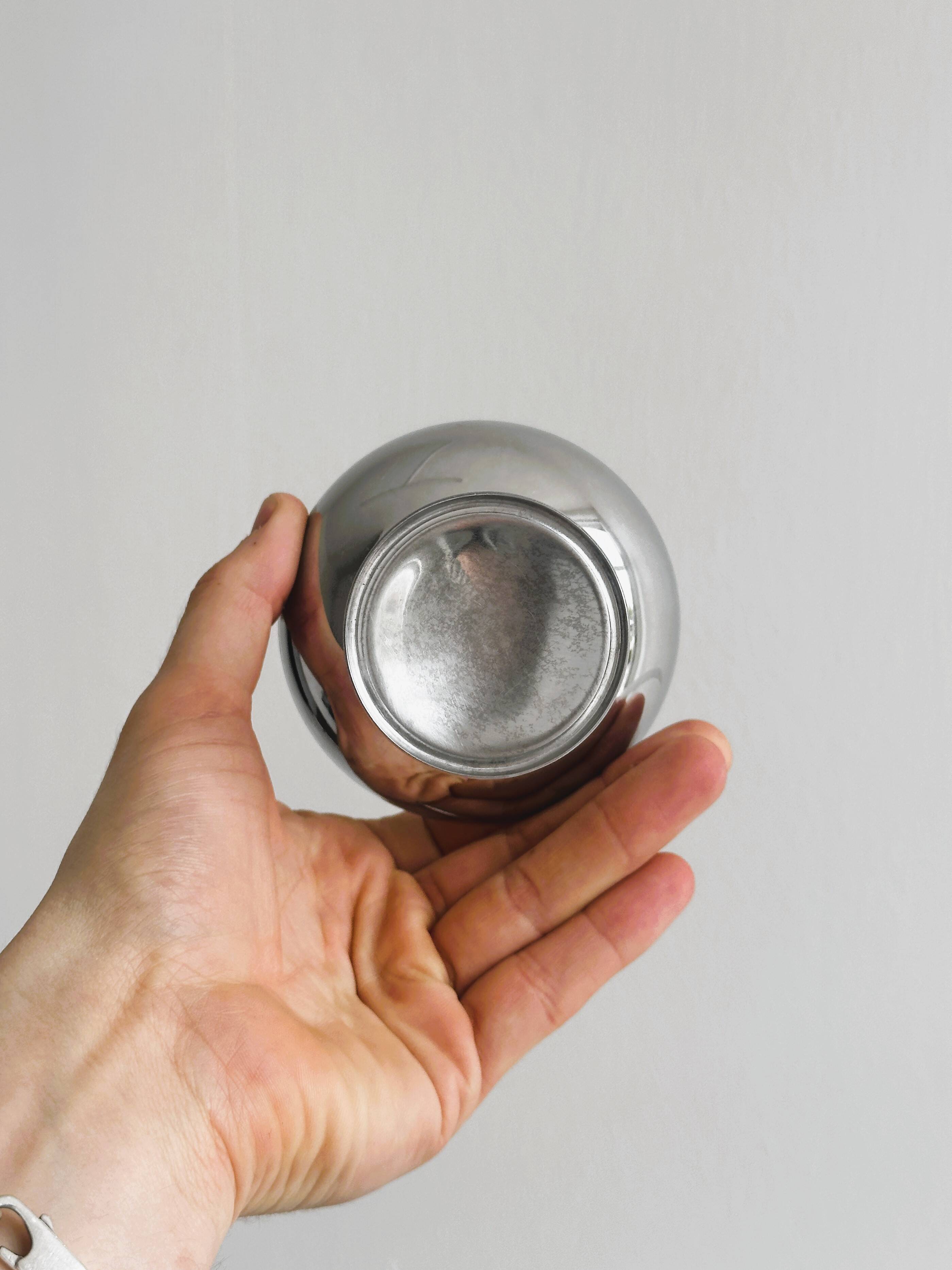 6 shiny stainless steel dessert bowls