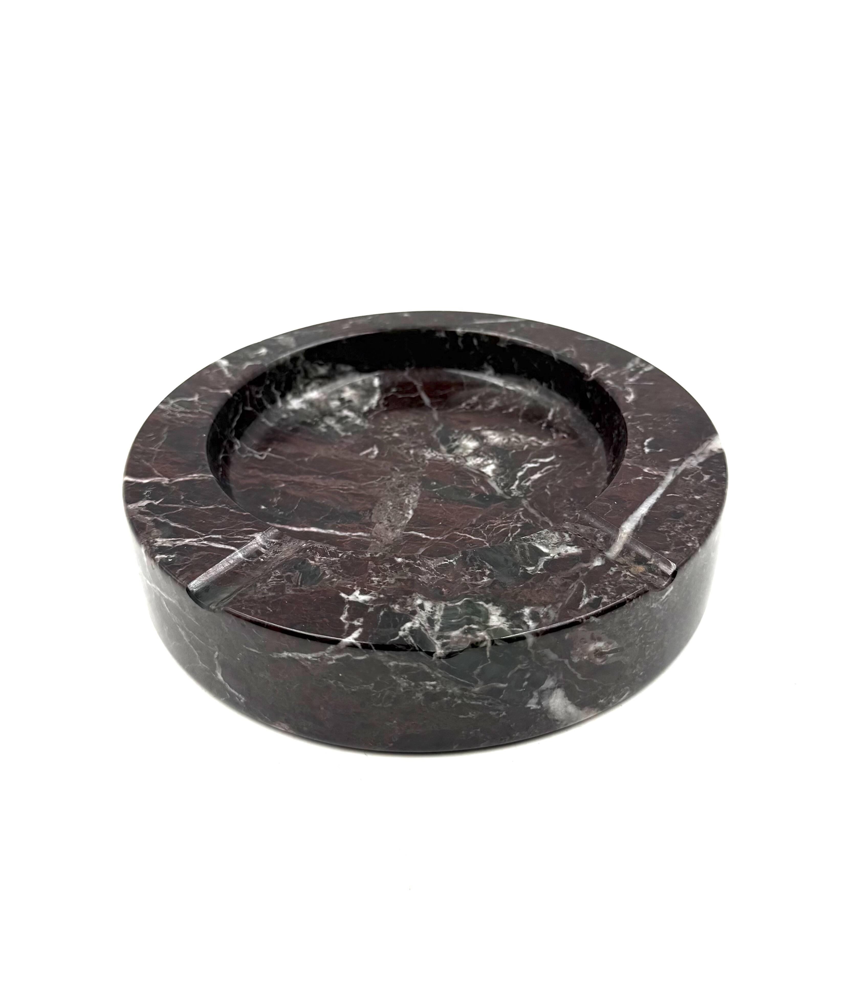 Sergio Asti, red Levanto marble ashtray bowl, UP&UP Carrara Italy, 1970s