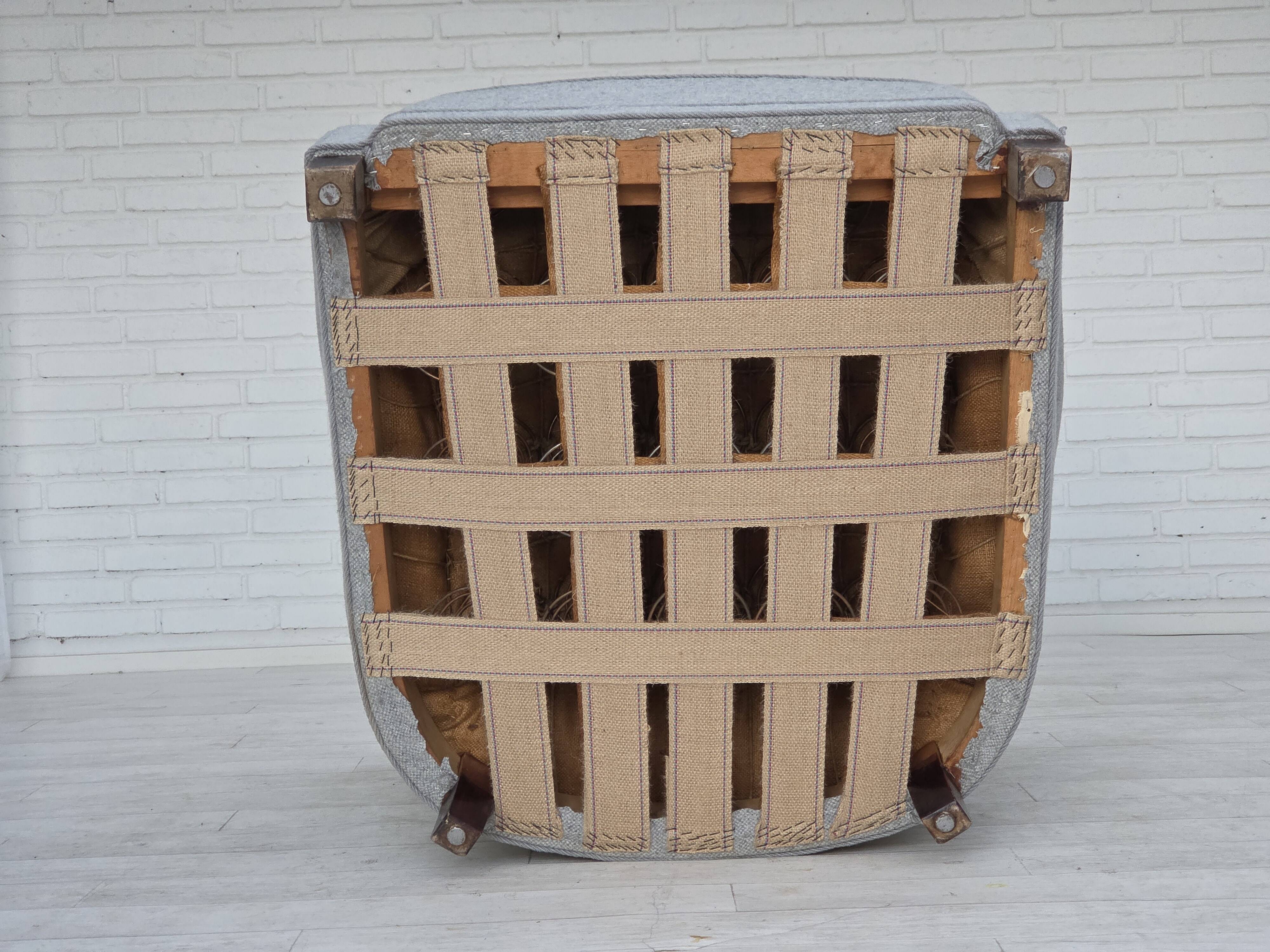 1950s, Danish relax chair by Fritz Hansen, model 1518, grey furniture wool.