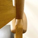 CH28 armchair, designed by Hans J. Wegner, manufactured by Carl Hansen & Son