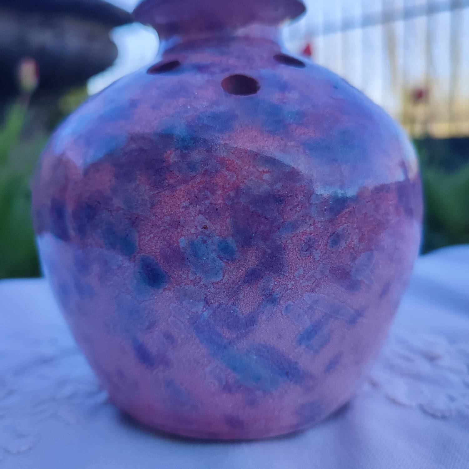 Vase flower spike ceramic golden pink purple