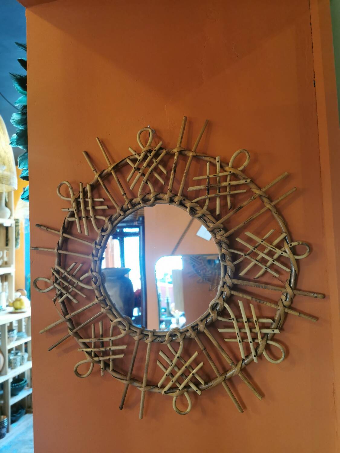 Miroir vintage en rotin