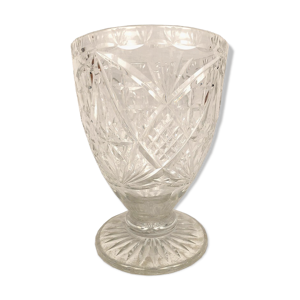 Vase en cristal taillé