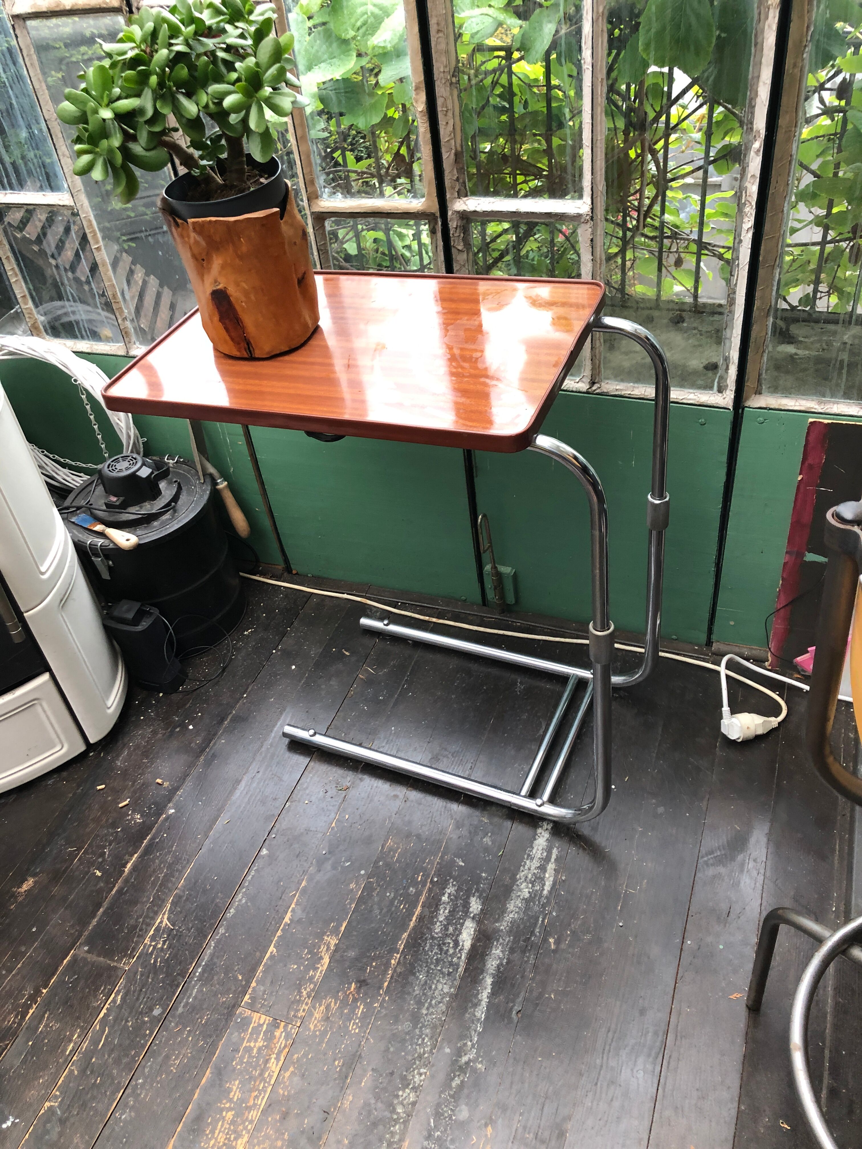 Formica style adjustable side table