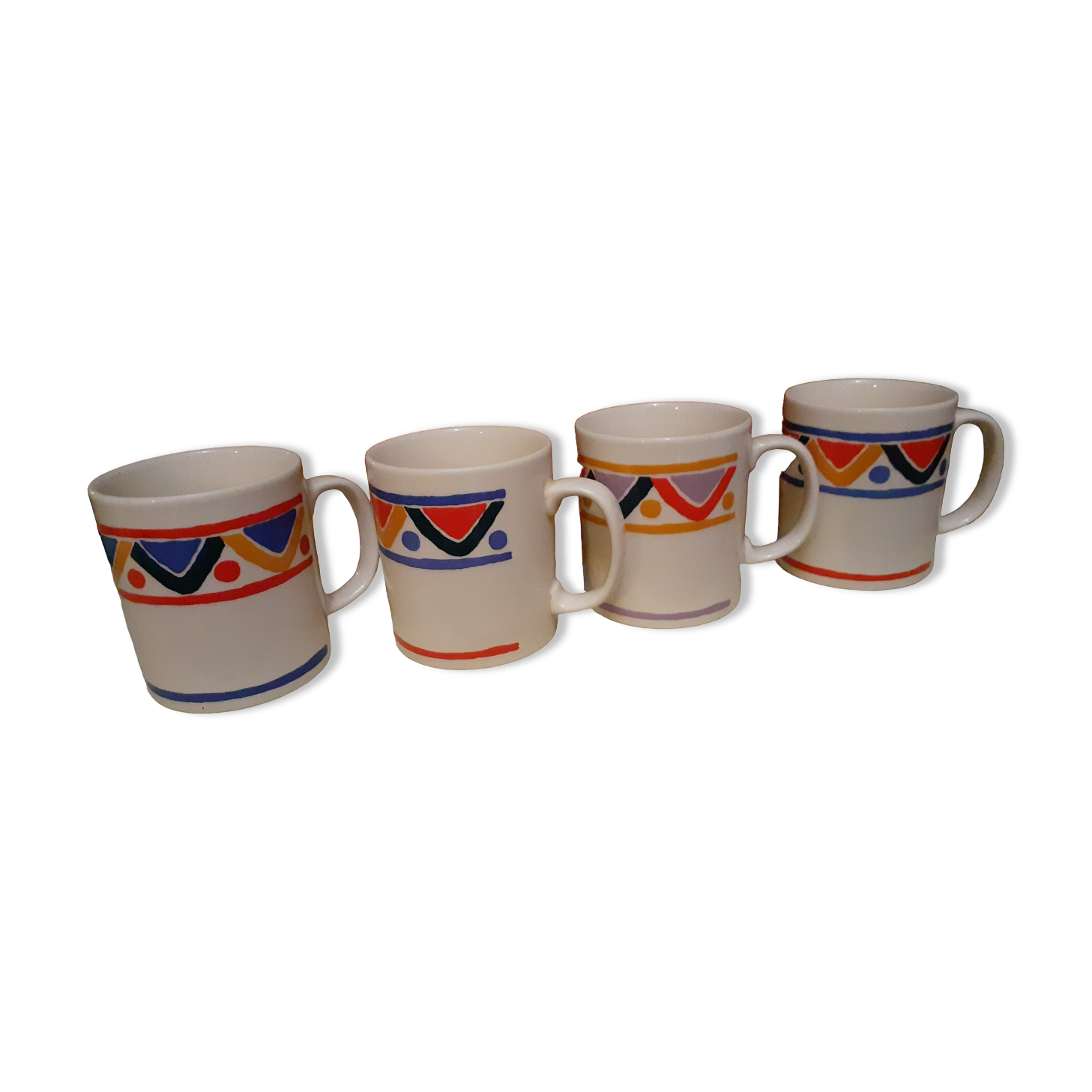 4 mugs