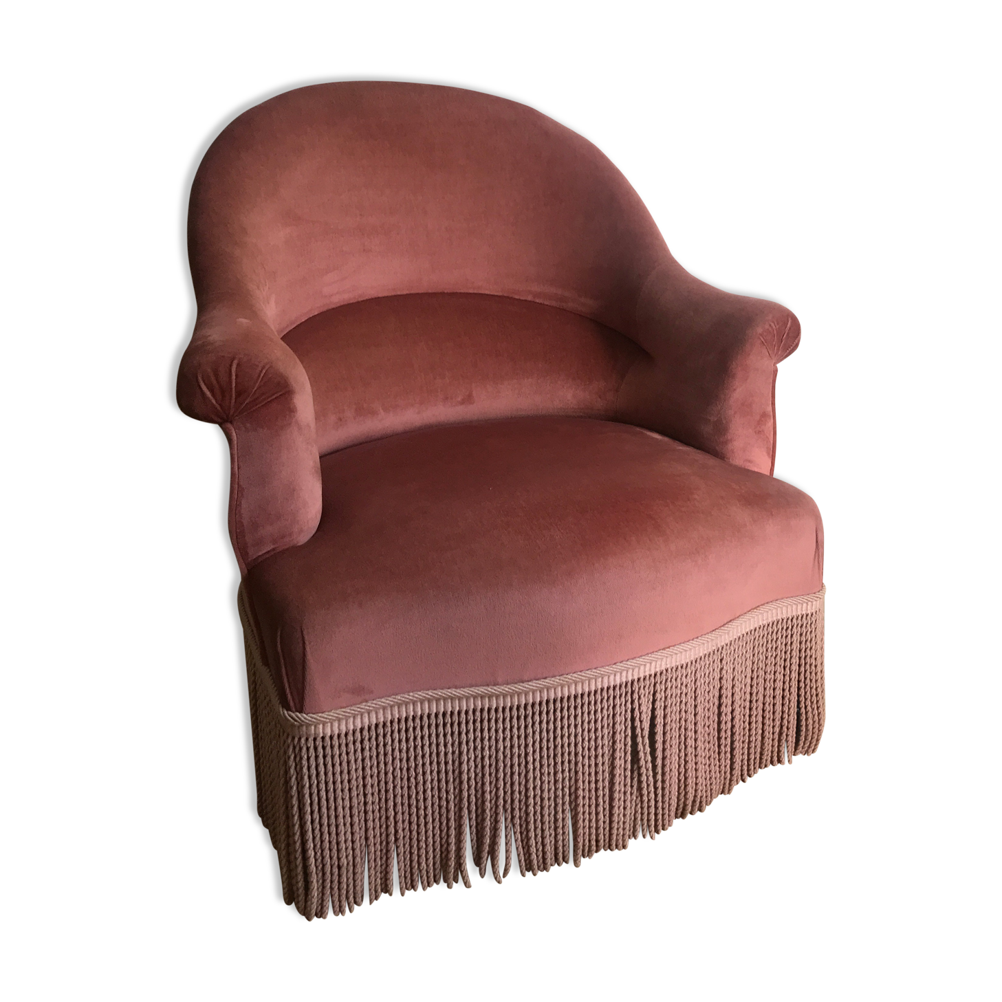 Fauteuil crapaud vintage rose en velours a franges