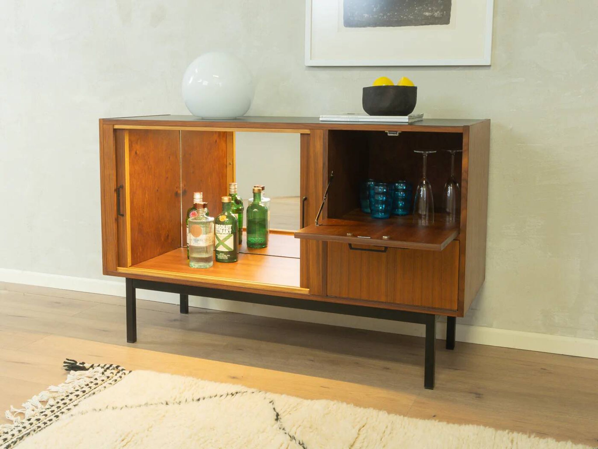 Cabinet de bar des années 1960