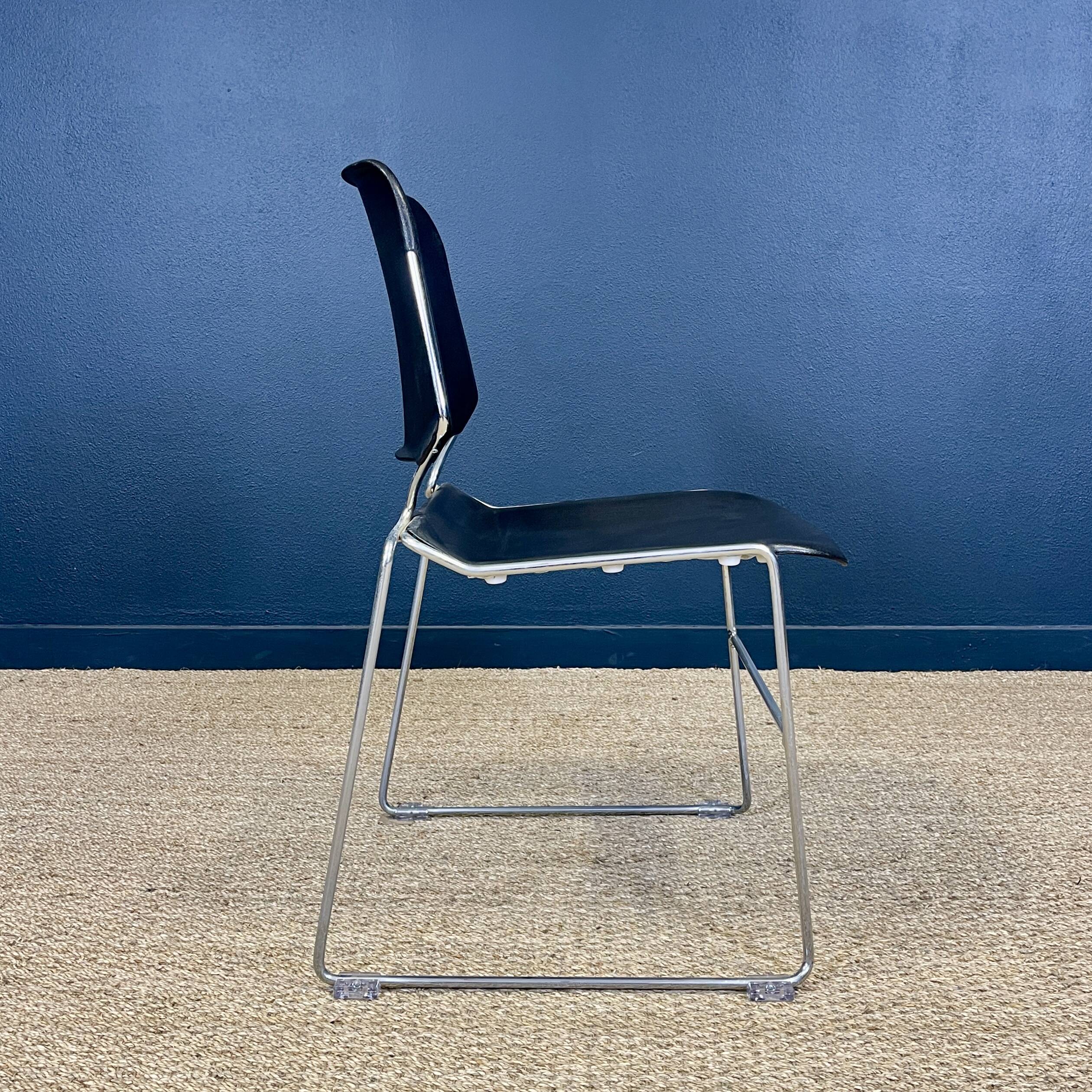 Lot de 39 chaises Matrix T.Tolleson pour Krueger noir et chrome années 70 USA