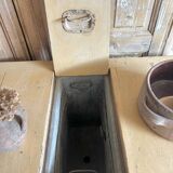 Ancien meuble glacière en bois