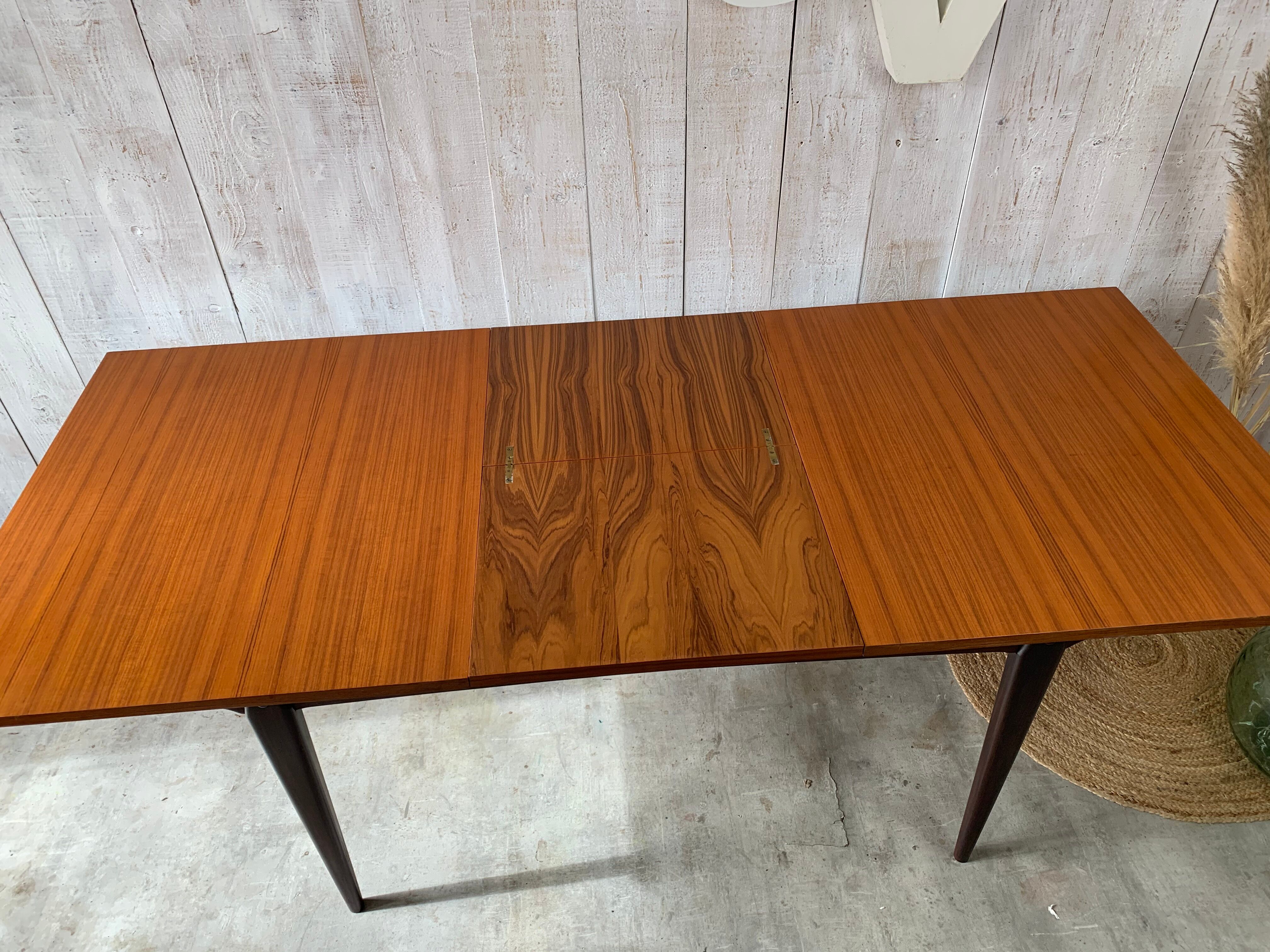 "Butterfly" teak table