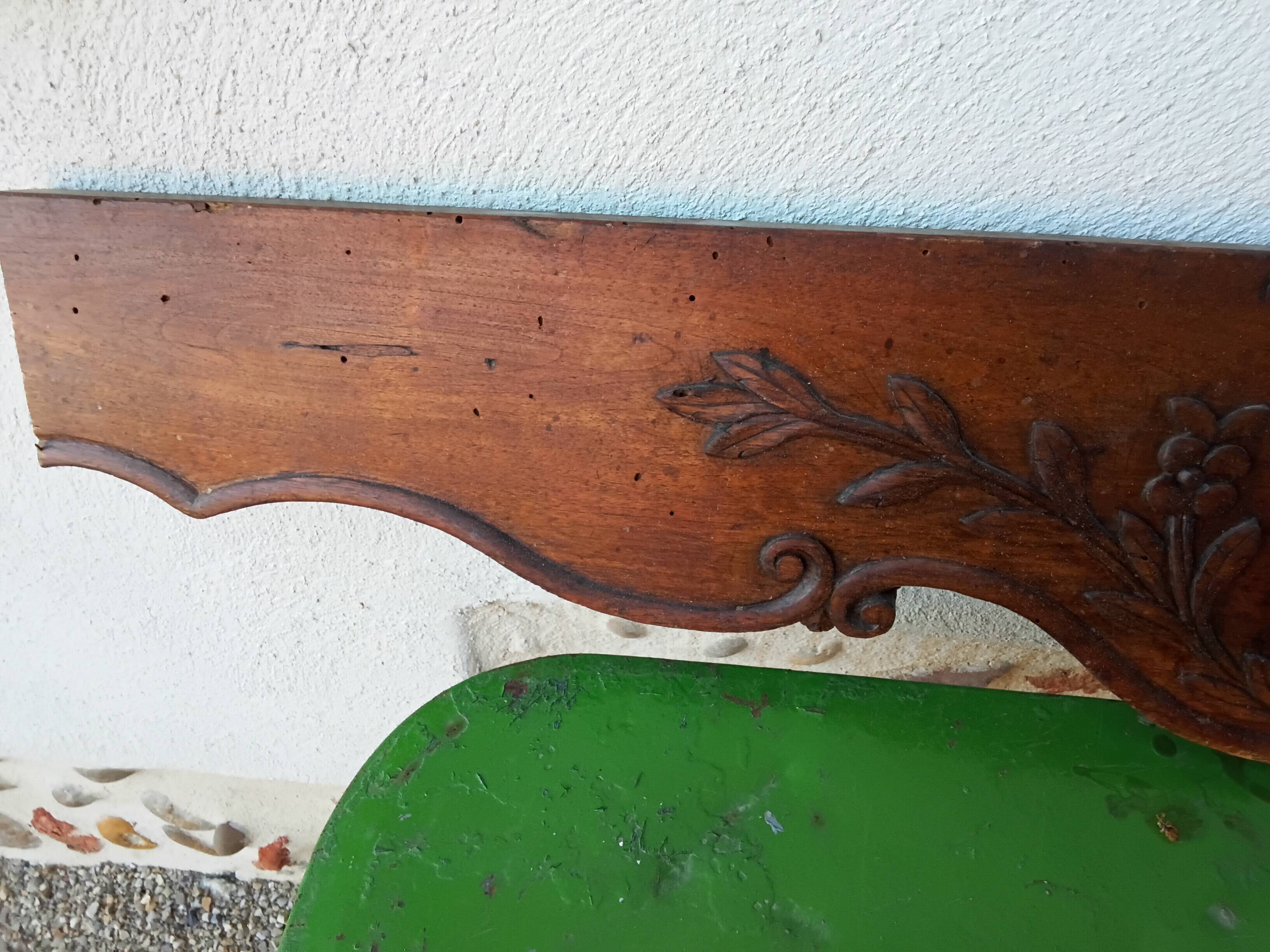 Massive walnut fronton from the 19th century