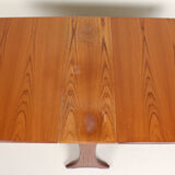 Table of dining room chairs in teak and retro vintage 1970s Nathan
