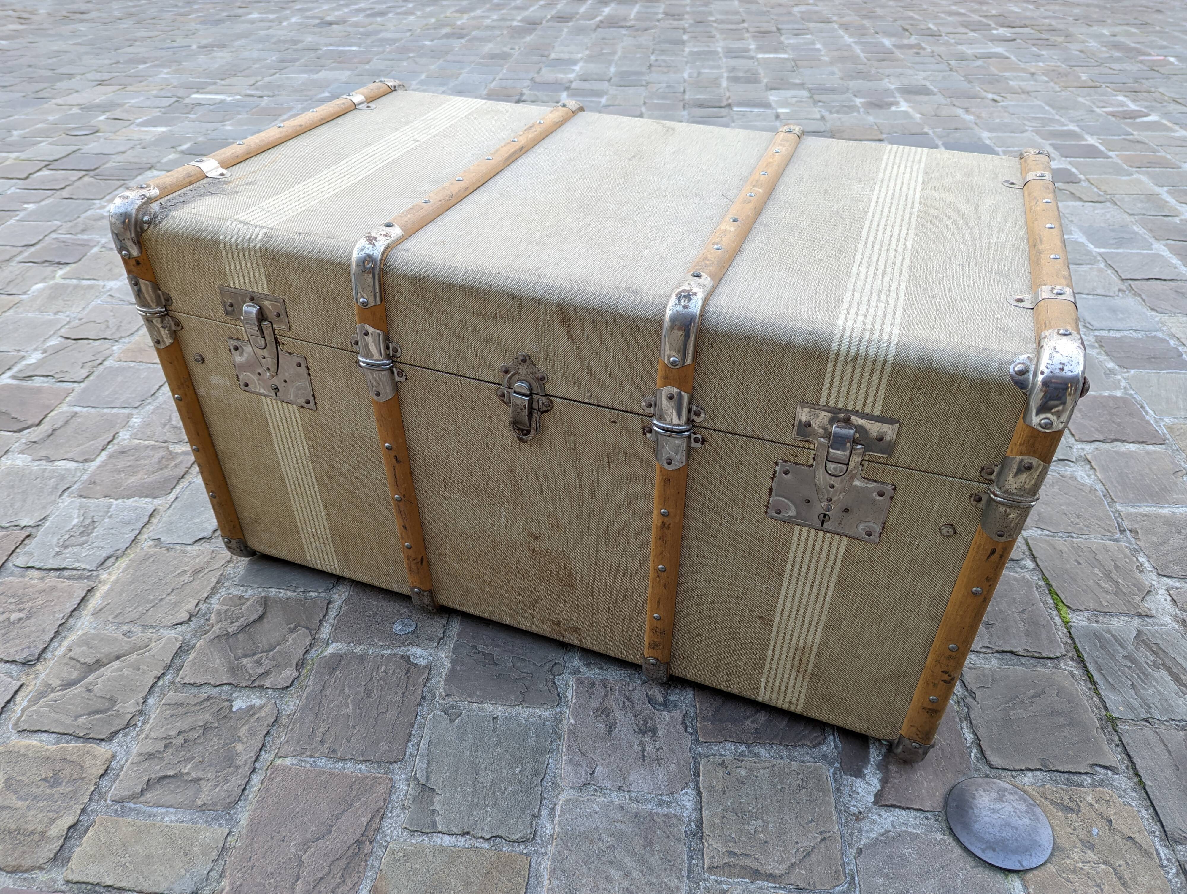 Vintage SNCF storage trunk