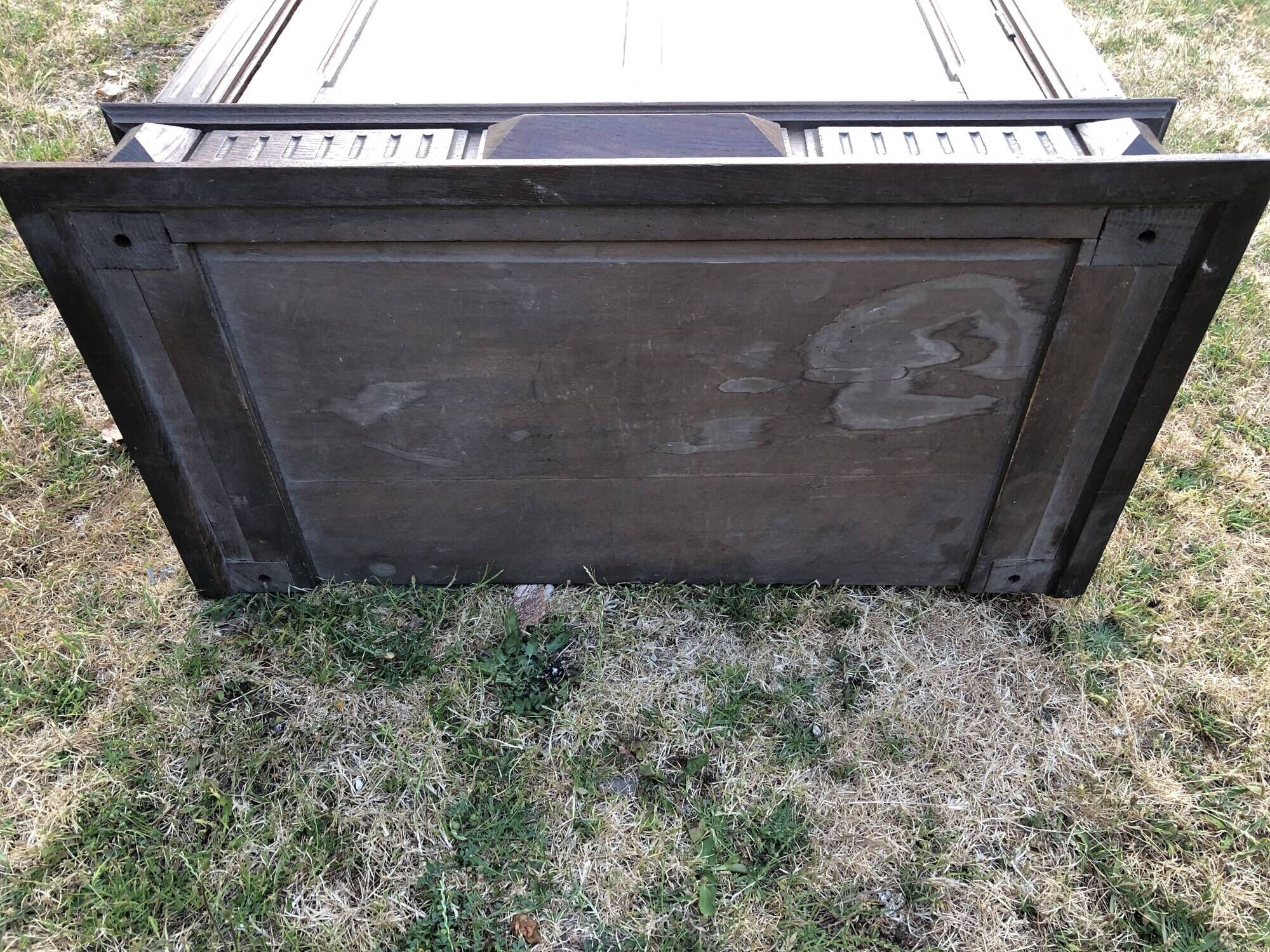 Armoire vintage parisienne à 1 porte vitrée en chêne massif.