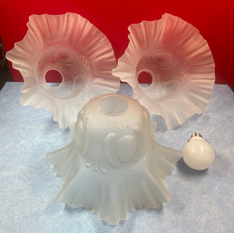 Set of 3 large lampshade ceiling lamp corolla molded glass set of 3