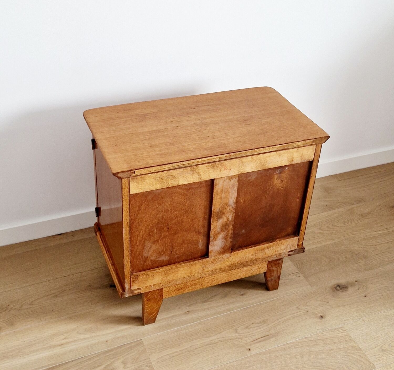 Low sideboard 2 doors art deco oak
