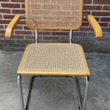 Cesca chair B64 with armrests by Marcel Breuer Design
