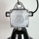 Ensemble de 4 lampes suspendues en émail noir industriel d'Elektrosvit, années 1960.