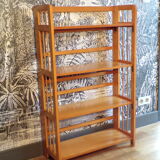 Bookseller's folding shelf