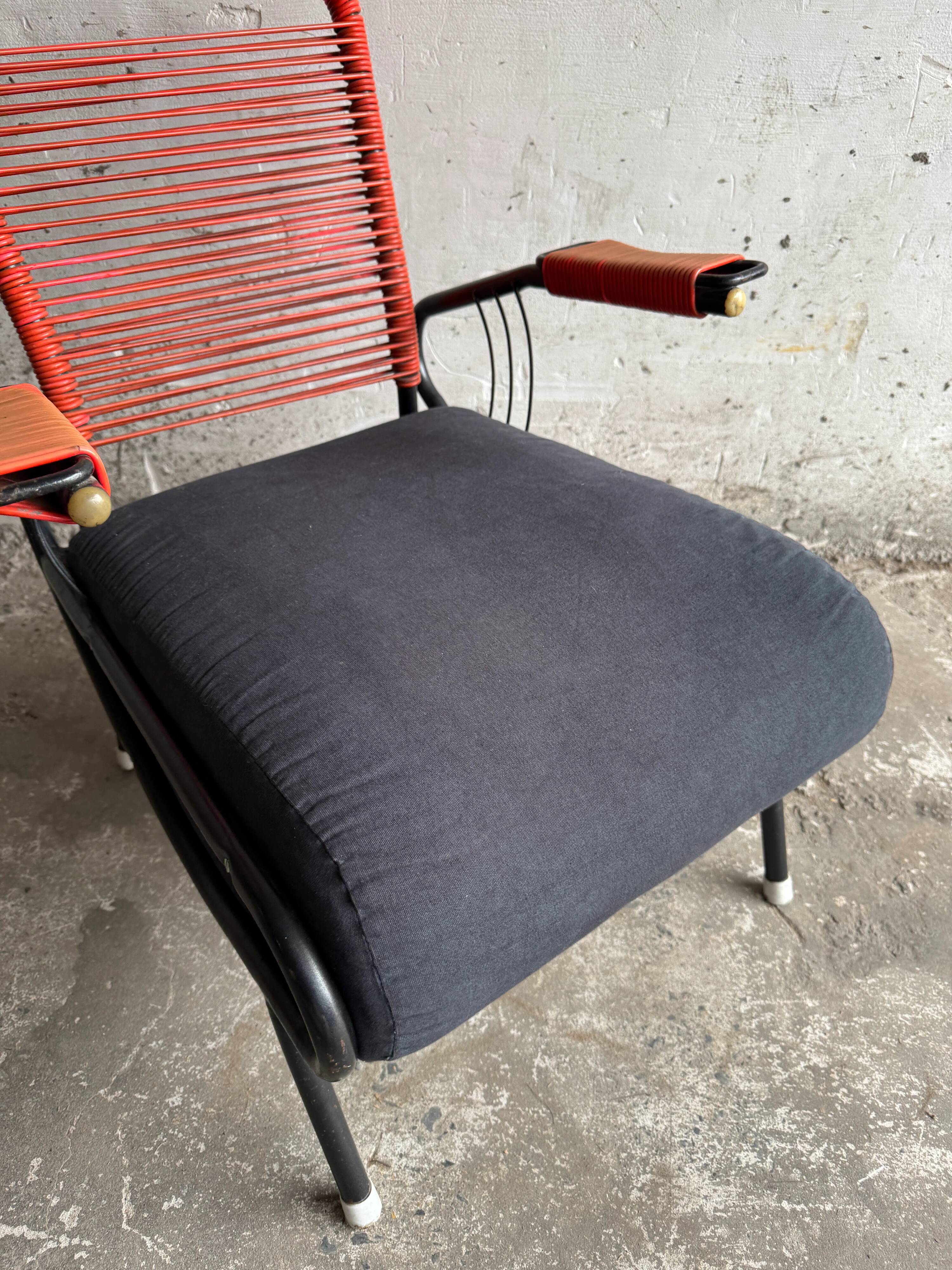 Vintage Scoubidou armchair – French design from the 1950s