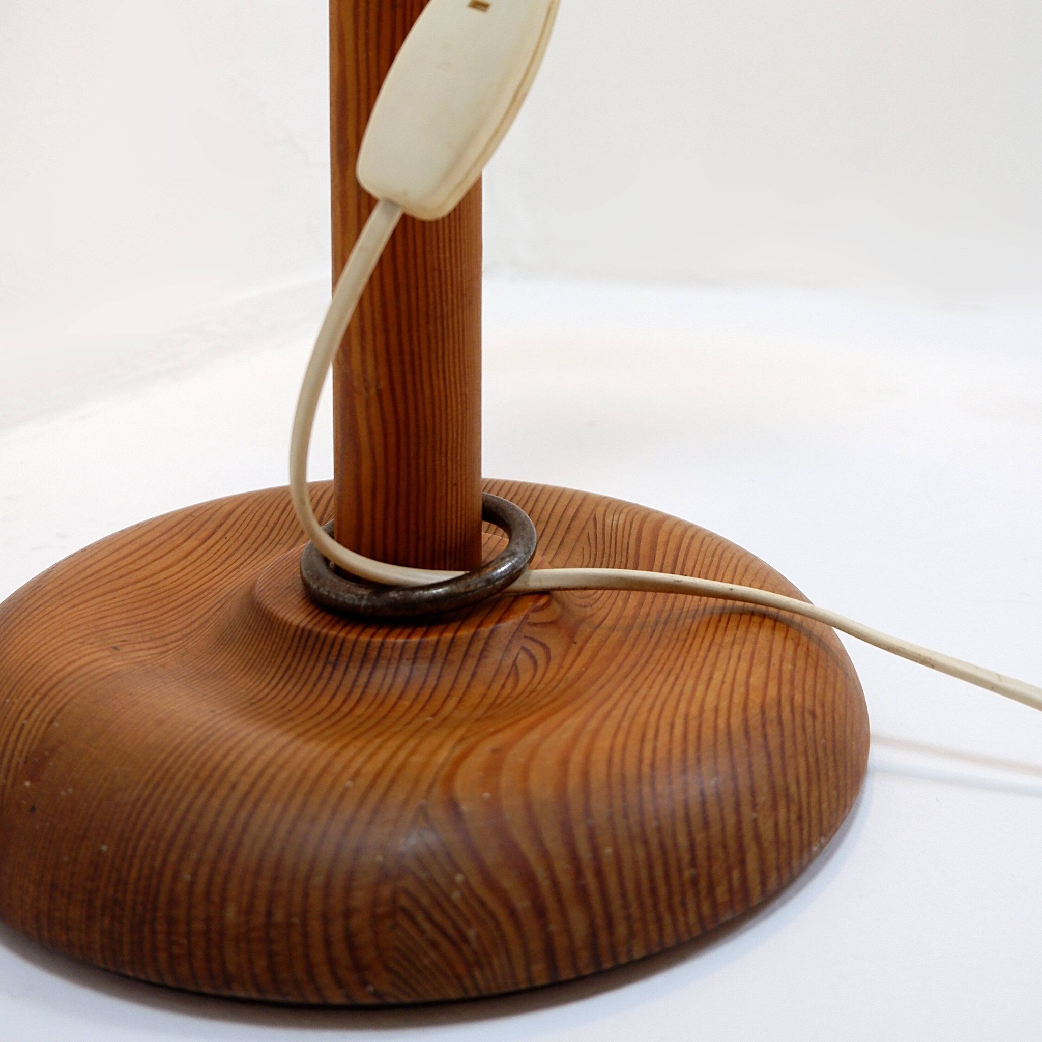 Pair of large table lamps by Uno & Östen Kristiansson for Luxus, 1960/70