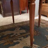 Louis XVI style round table in blond oak tray with rosette decoration