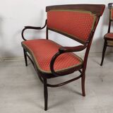 Kohn curved wood lounge